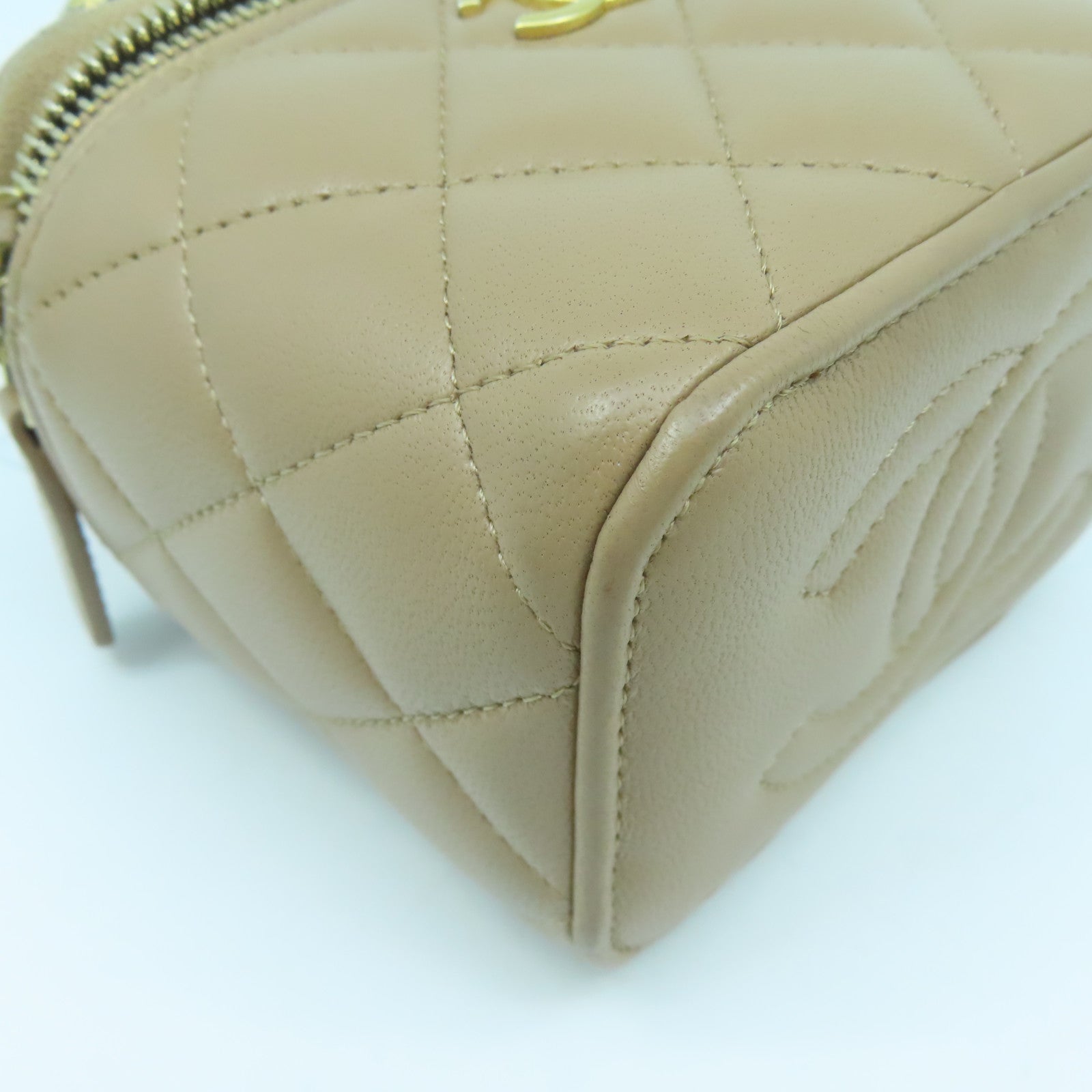 CHANEL 【激減優惠】羊皮皮革Chain Shoulder金扣鏈帶肩背袋米色
