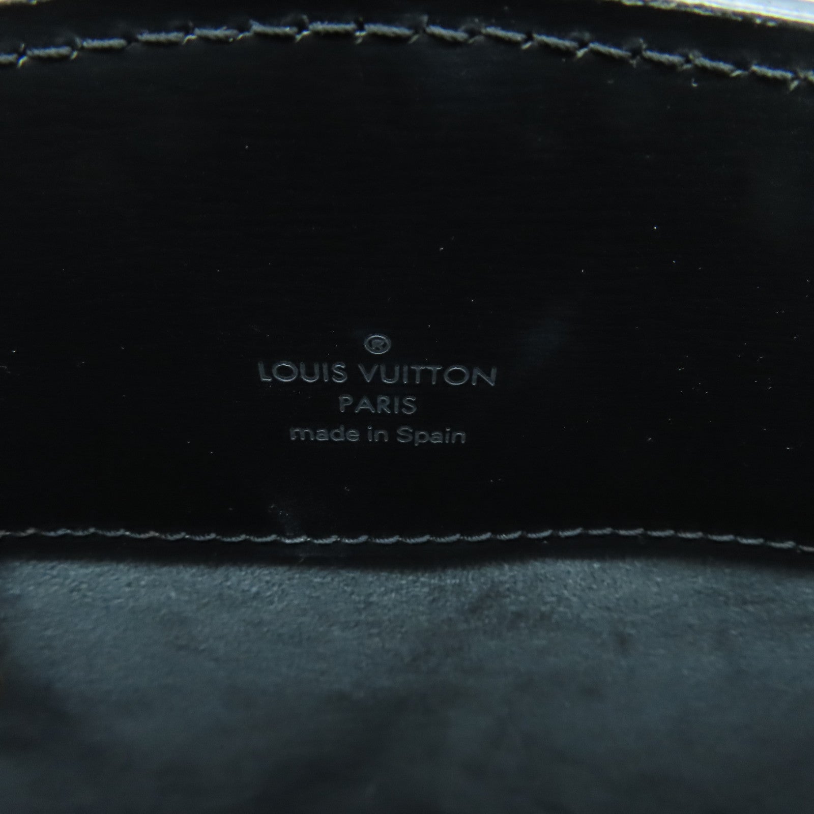 LOUIS VUITTON Epi Cluny金扣肩背袋黑色