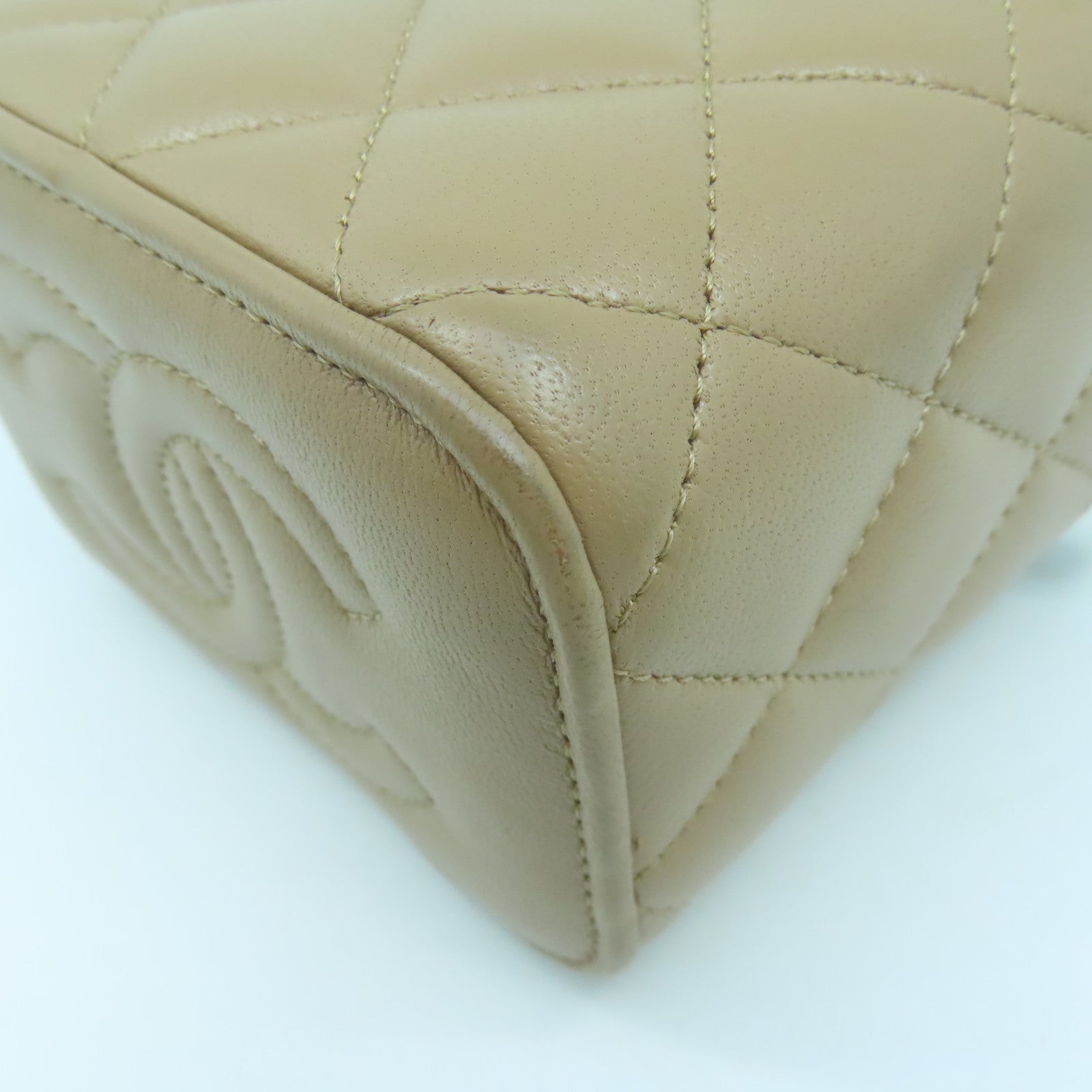 CHANEL 【激減優惠】羊皮皮革Chain Shoulder金扣鏈帶肩背袋米色