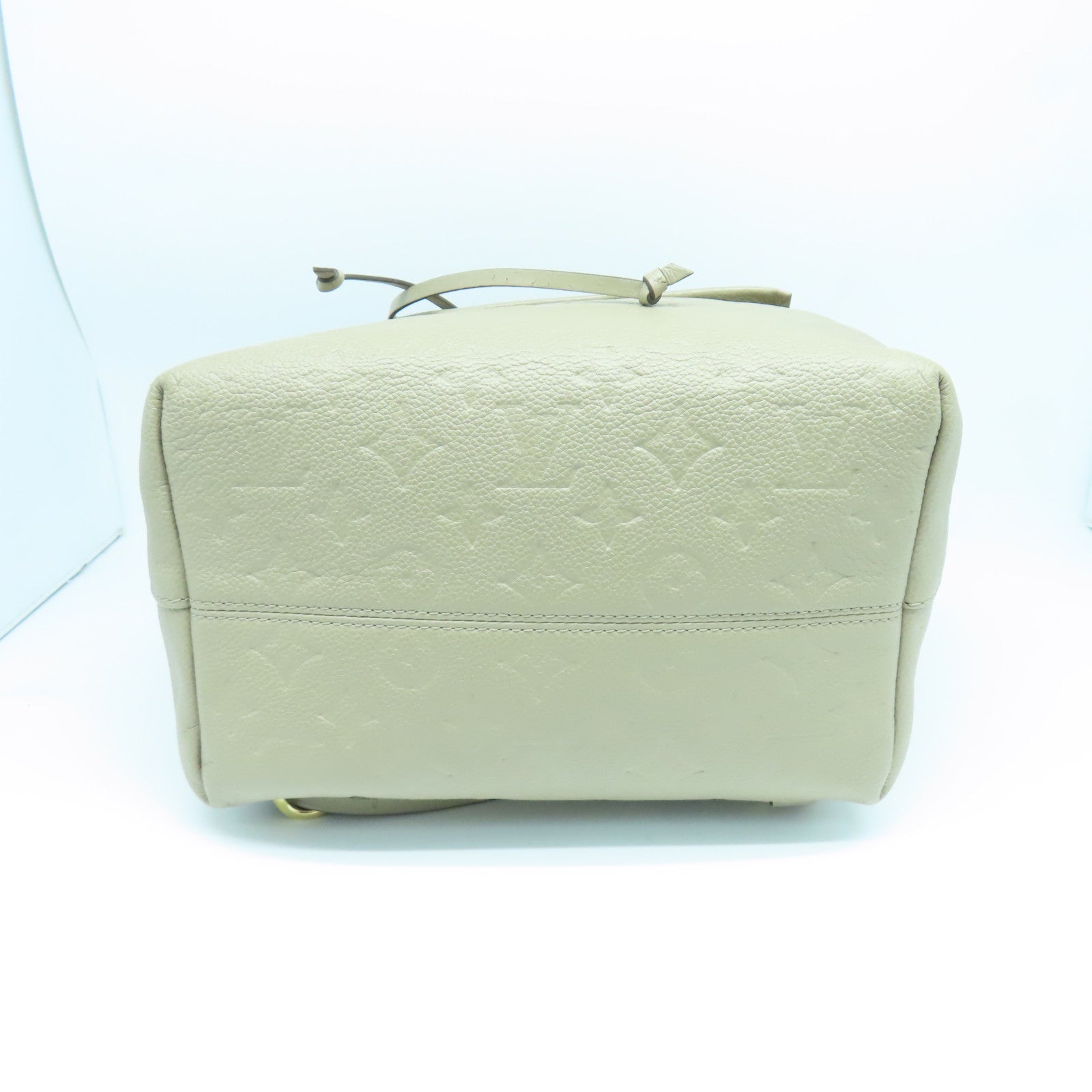 LOUIS VUITTON Monogram Empreinte Montsouris金扣背包米色