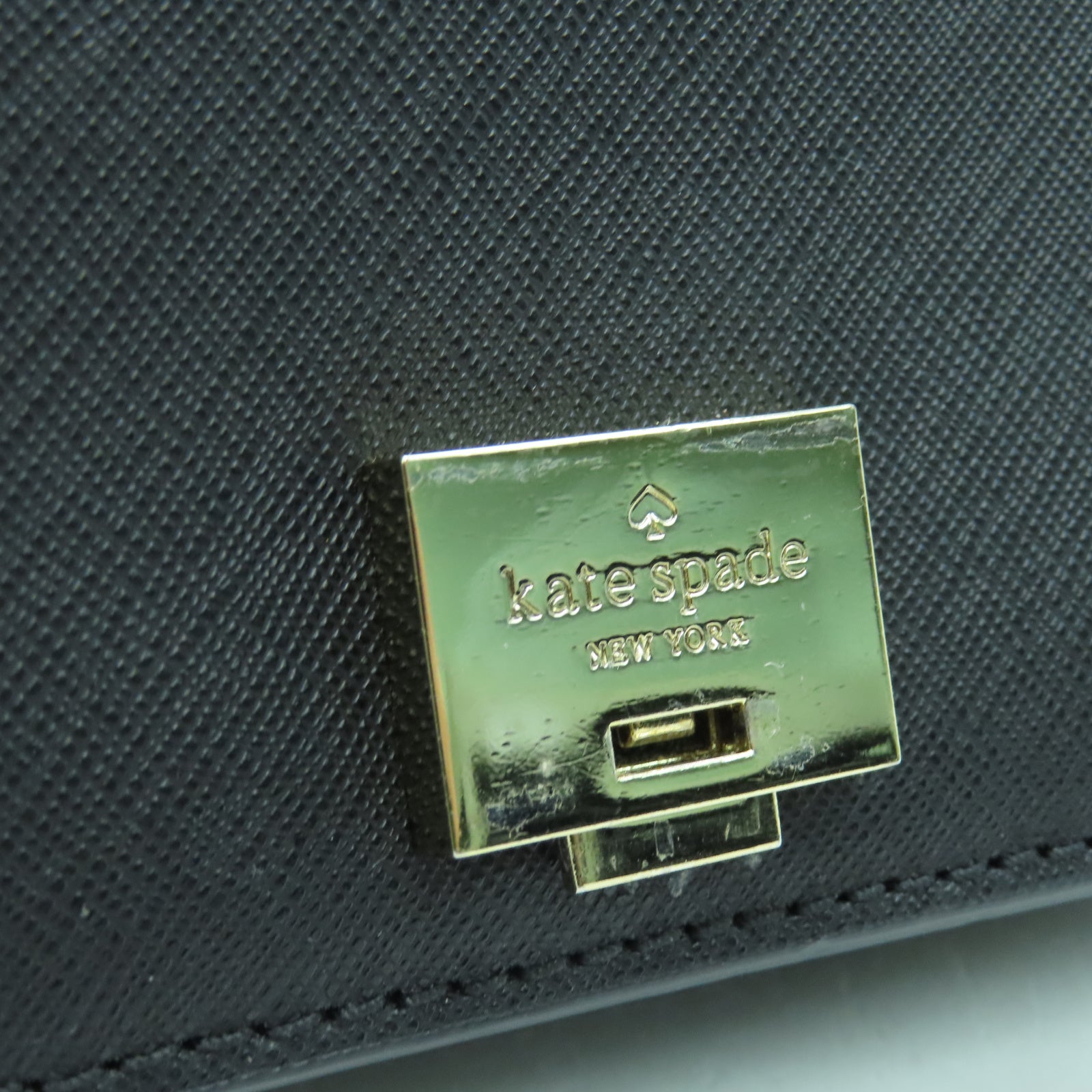 Kate Spade 塗層帆布Shoulder Bag金扣鏈帶肩背袋黑色