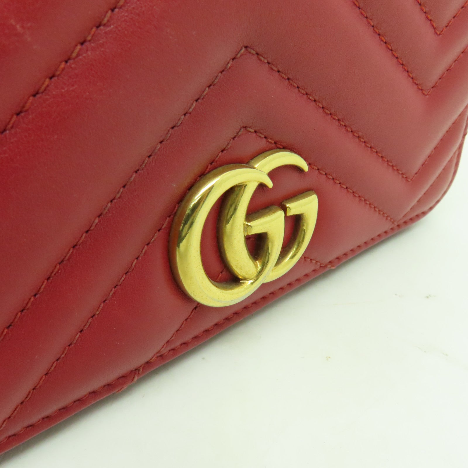 GUCCI 牛皮皮革GG Marmont Mini金扣鏈帶肩背袋紅色