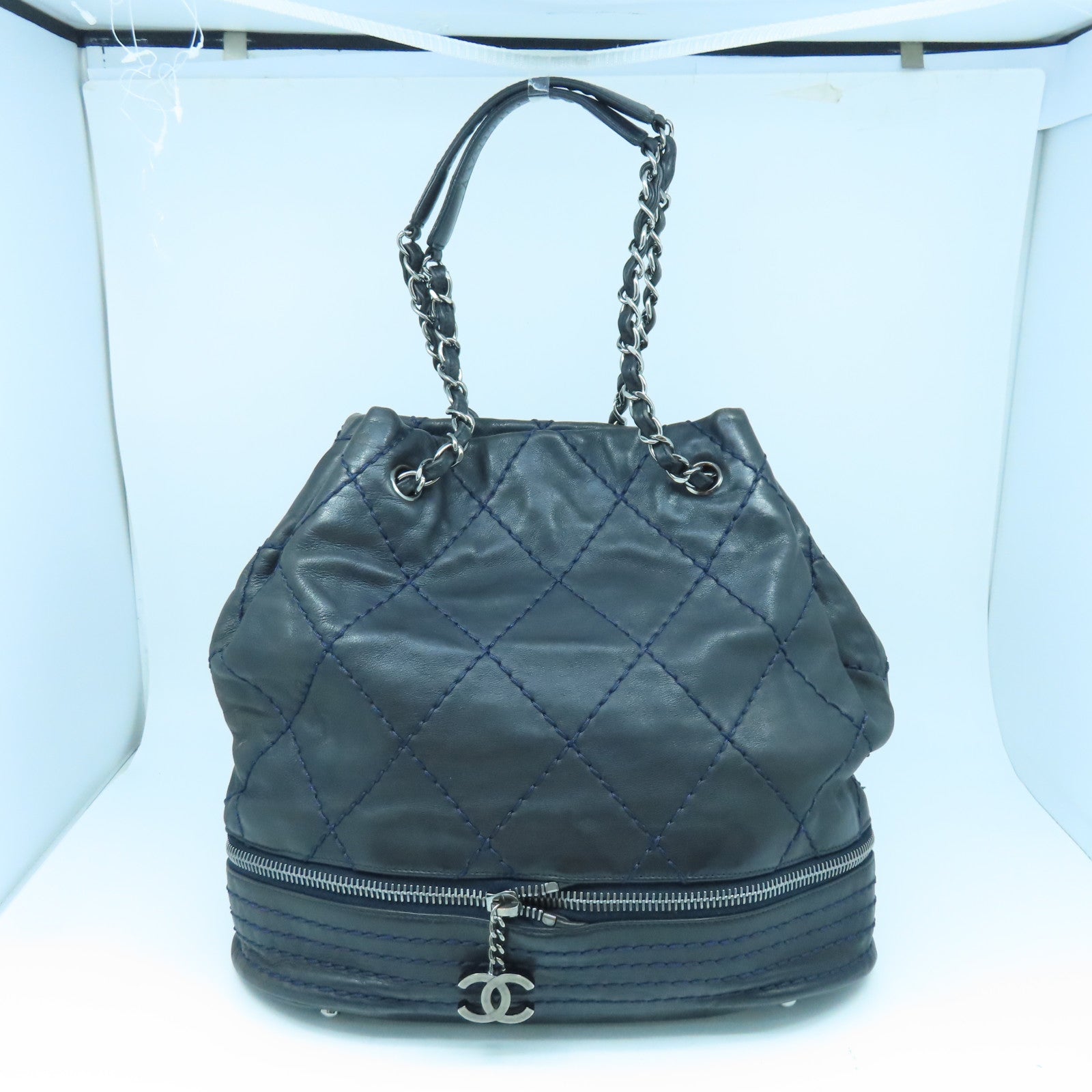 CHANEL 菱格牛皮皮革Chain Shoulder銀扣鏈帶肩背袋黑色