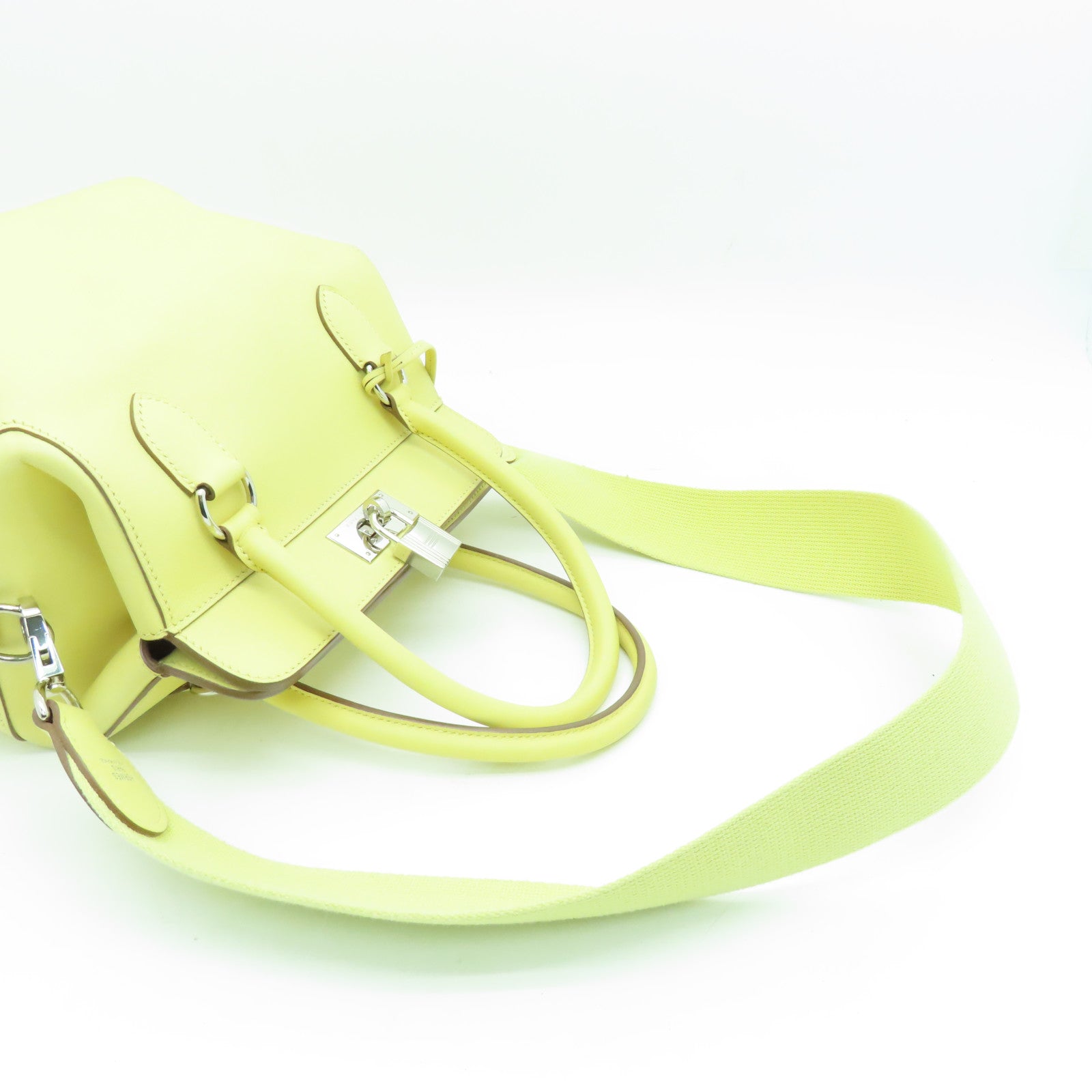 HERMES Swift Leather Tool Box 20 Silver Buckle Handle Shoulder Bag Jaune Poussin Yellow