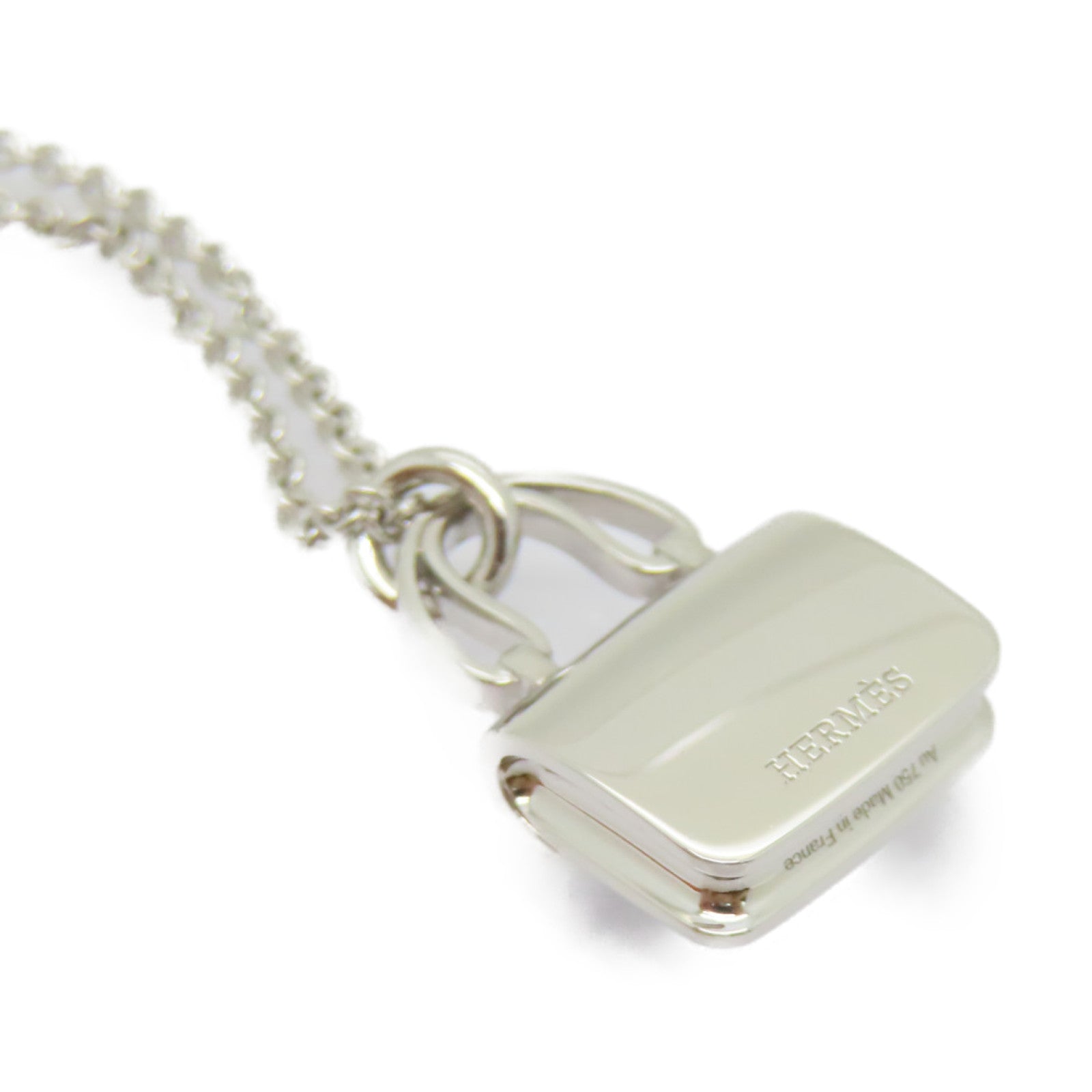 HERMES 18K白金Amuletts Constance Pendant 0.44ct钻石项链