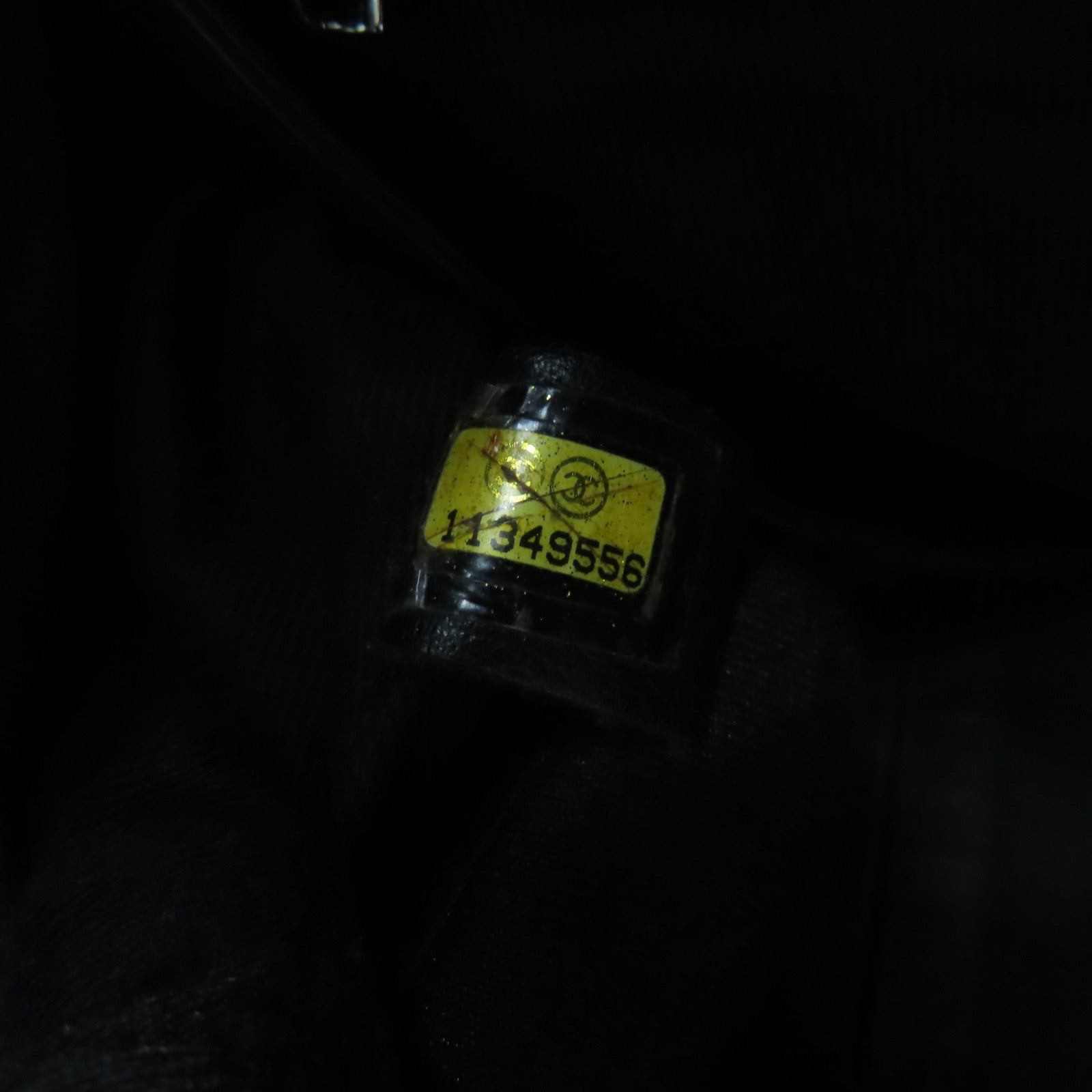 CHANEL 菱格牛皮皮革Chain Shoulder銀扣鏈帶肩背袋黑色