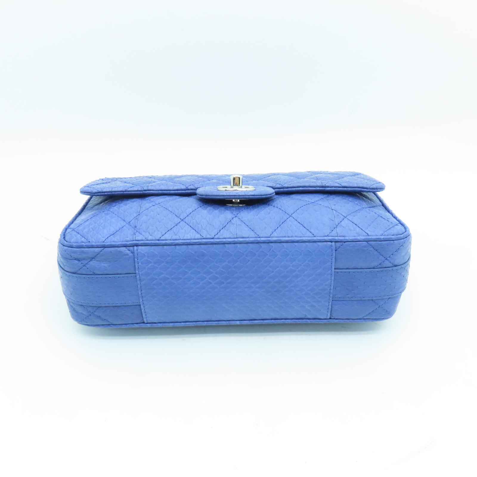 CHANEL 菱格蛇皮皮革Shoulder Bag銀扣鏈帶肩背袋藍色