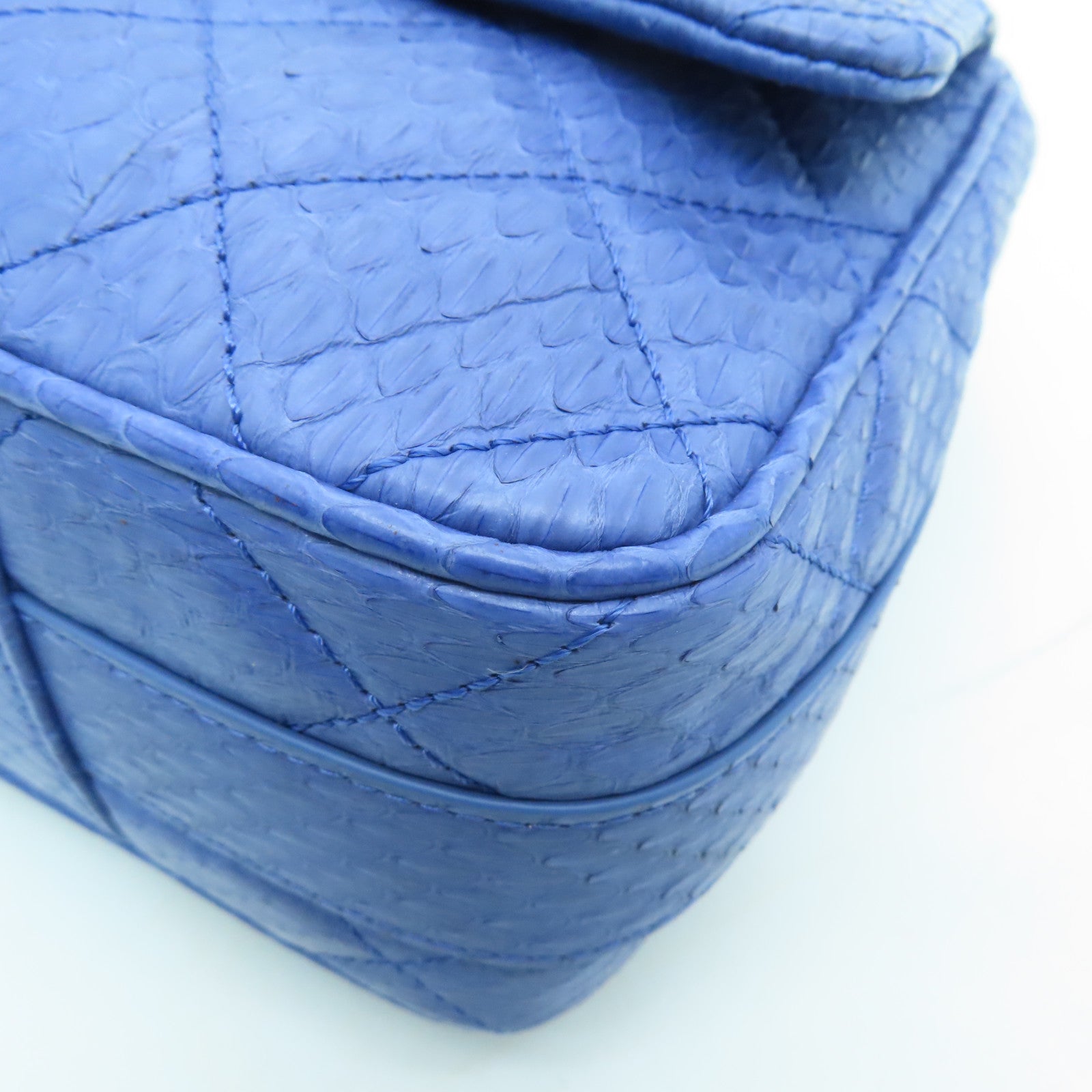 CHANEL 菱格蛇皮皮革Shoulder Bag銀扣鏈帶肩背袋藍色