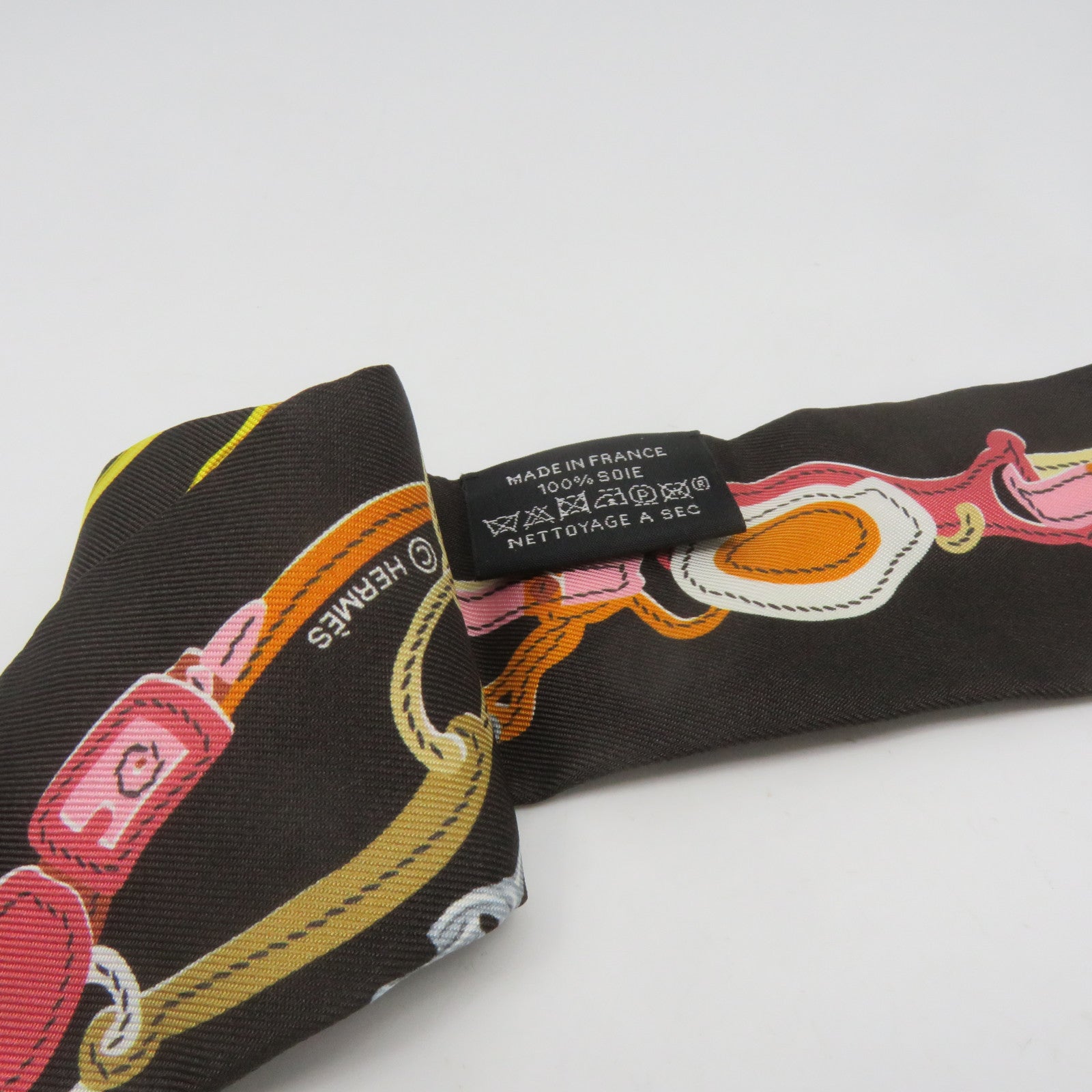 HERMES Silk Twilly Scarf Black/Color