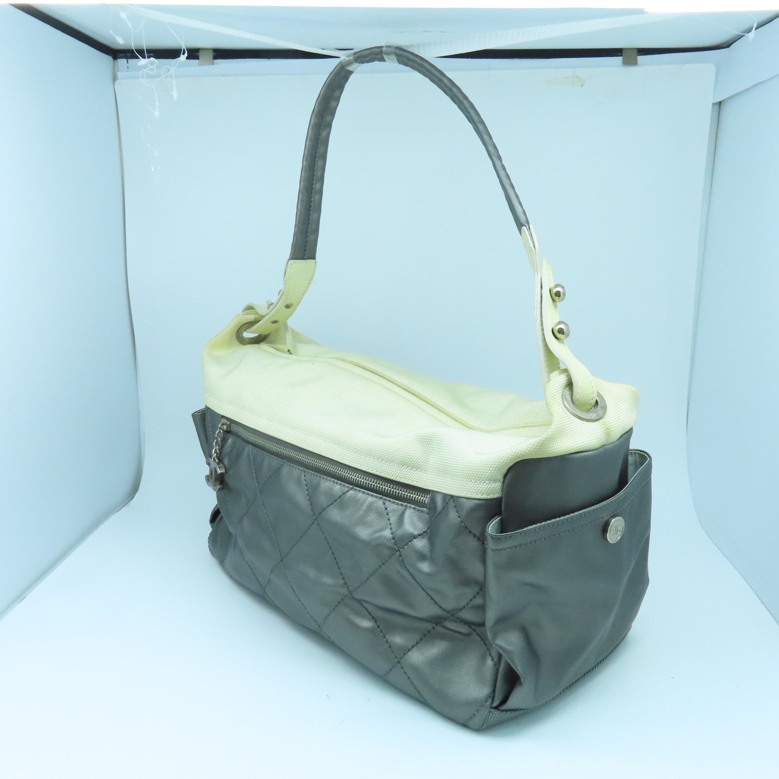 CHANEL 菱格帆布/塗層帆布Shoulder Bag銀扣肩背袋白色/銀色