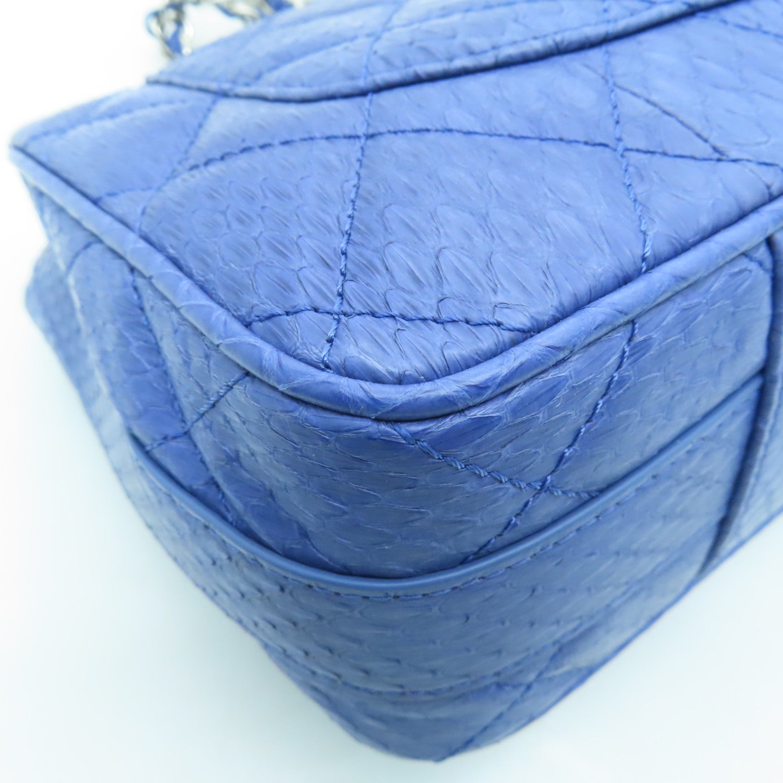CHANEL 菱格蛇皮皮革Shoulder Bag銀扣鏈帶肩背袋藍色