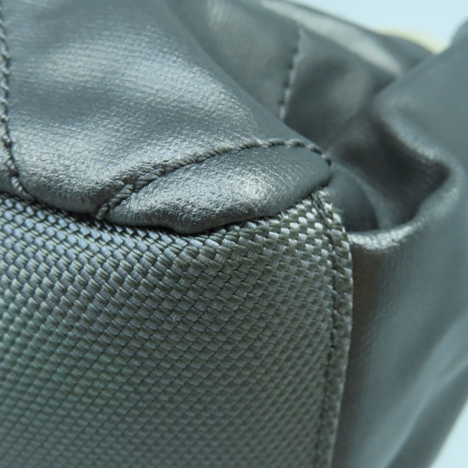 CHANEL 菱格帆布/塗層帆布Shoulder Bag銀扣肩背袋白色/銀色