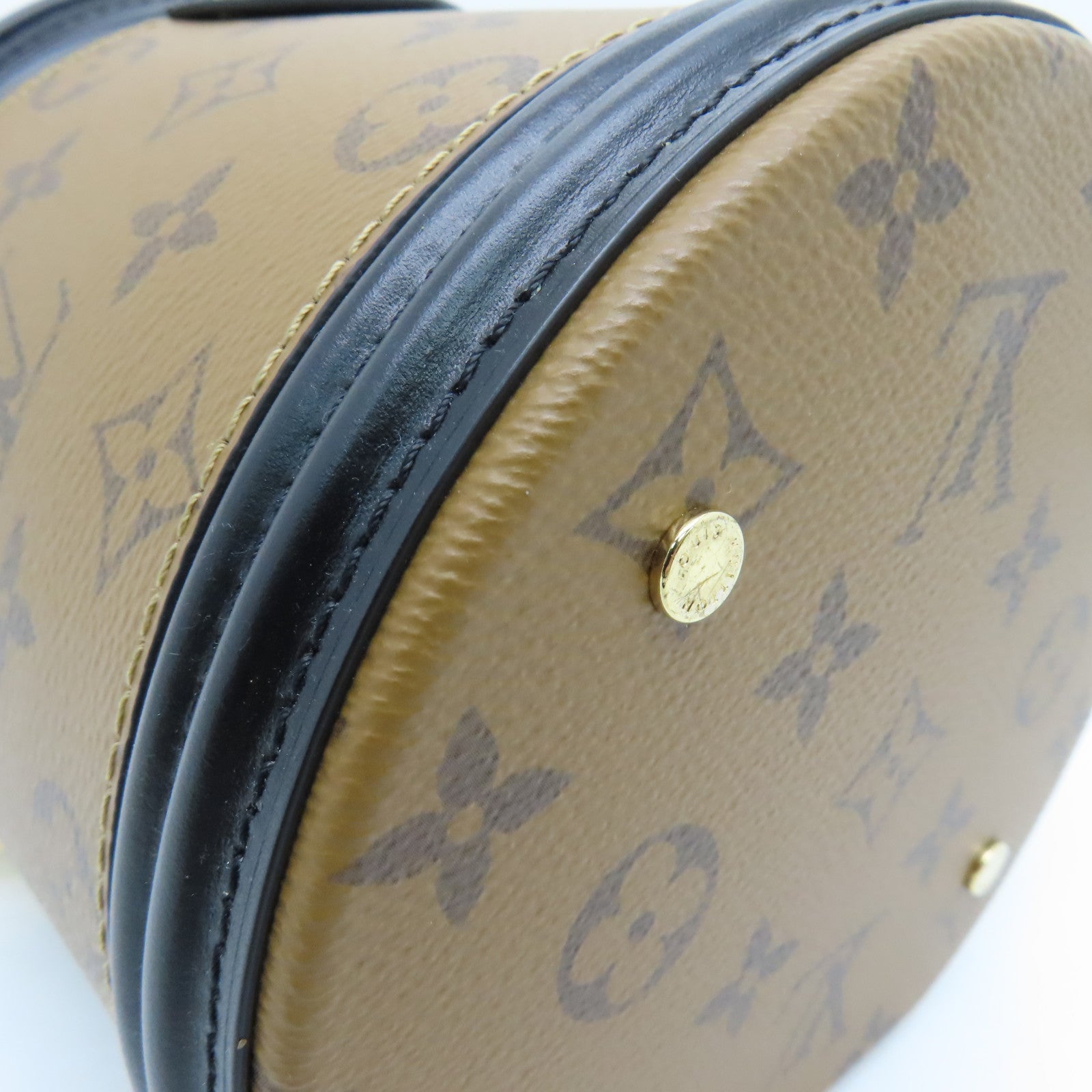 LOUIS VUITTON Monogram Reverse Cannes金扣肩背袋啡色