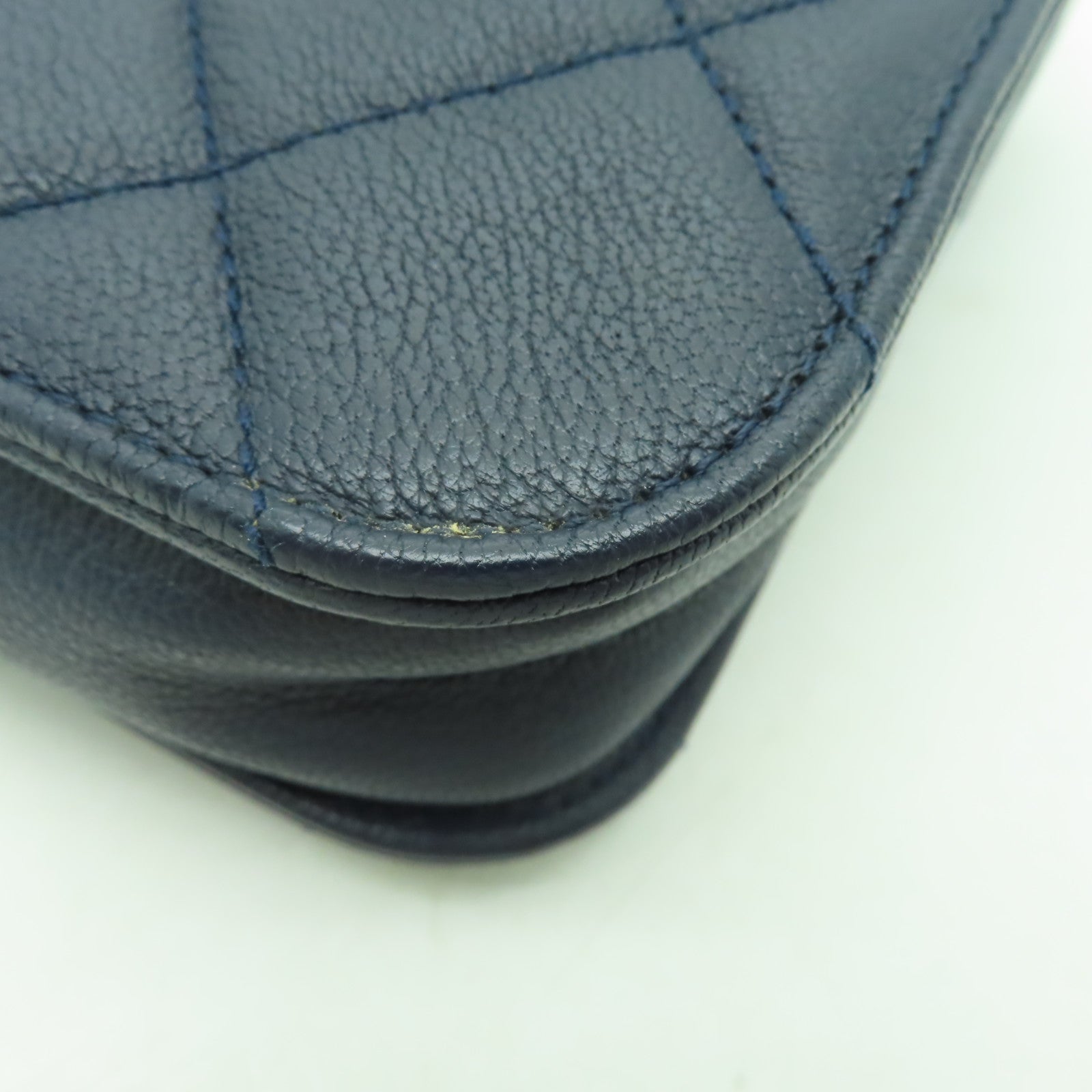 CHANEL 菱格牛皮皮革Chain Shoulder Bag銀扣鏈帶肩背袋深藍色