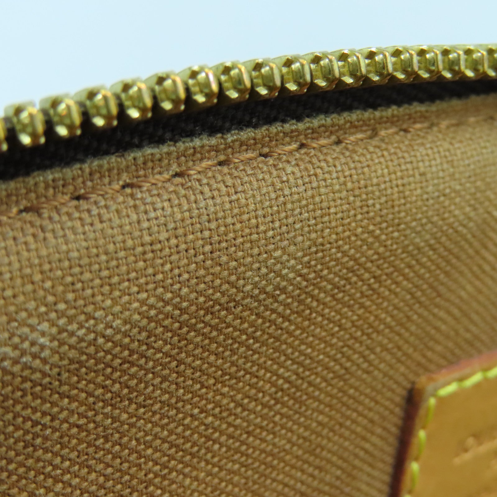 LOUIS VUITTON Monogram Tivoli GM金扣肩背袋啡色