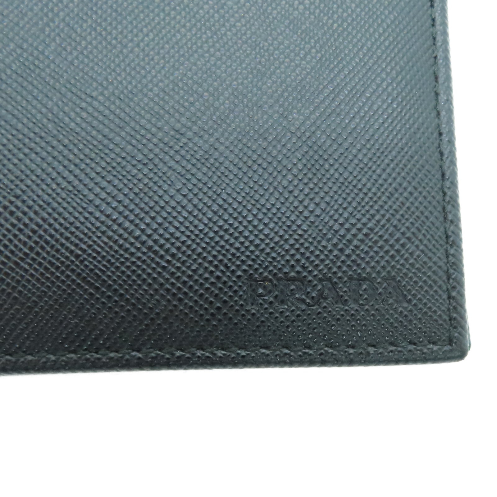 PRADA Saffiano皮革Wallet钱包黑色