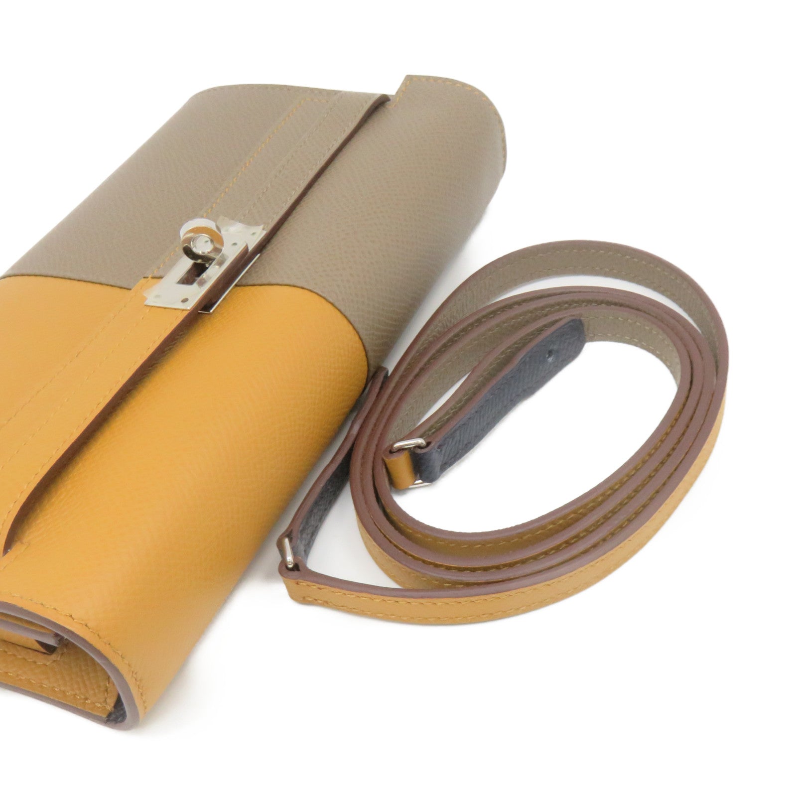 HERMES Epsom Leather Kelly To Go Wallet Shoulder Bag Silver Buckle Wallet Shoulder Bag Etain Brown