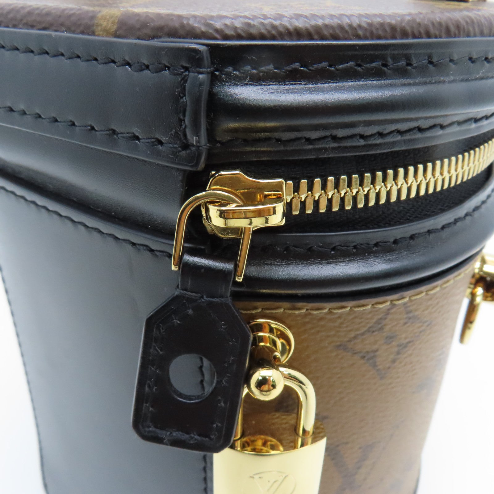 LOUIS VUITTON Monogram Reverse Cannes金扣肩背袋啡色
