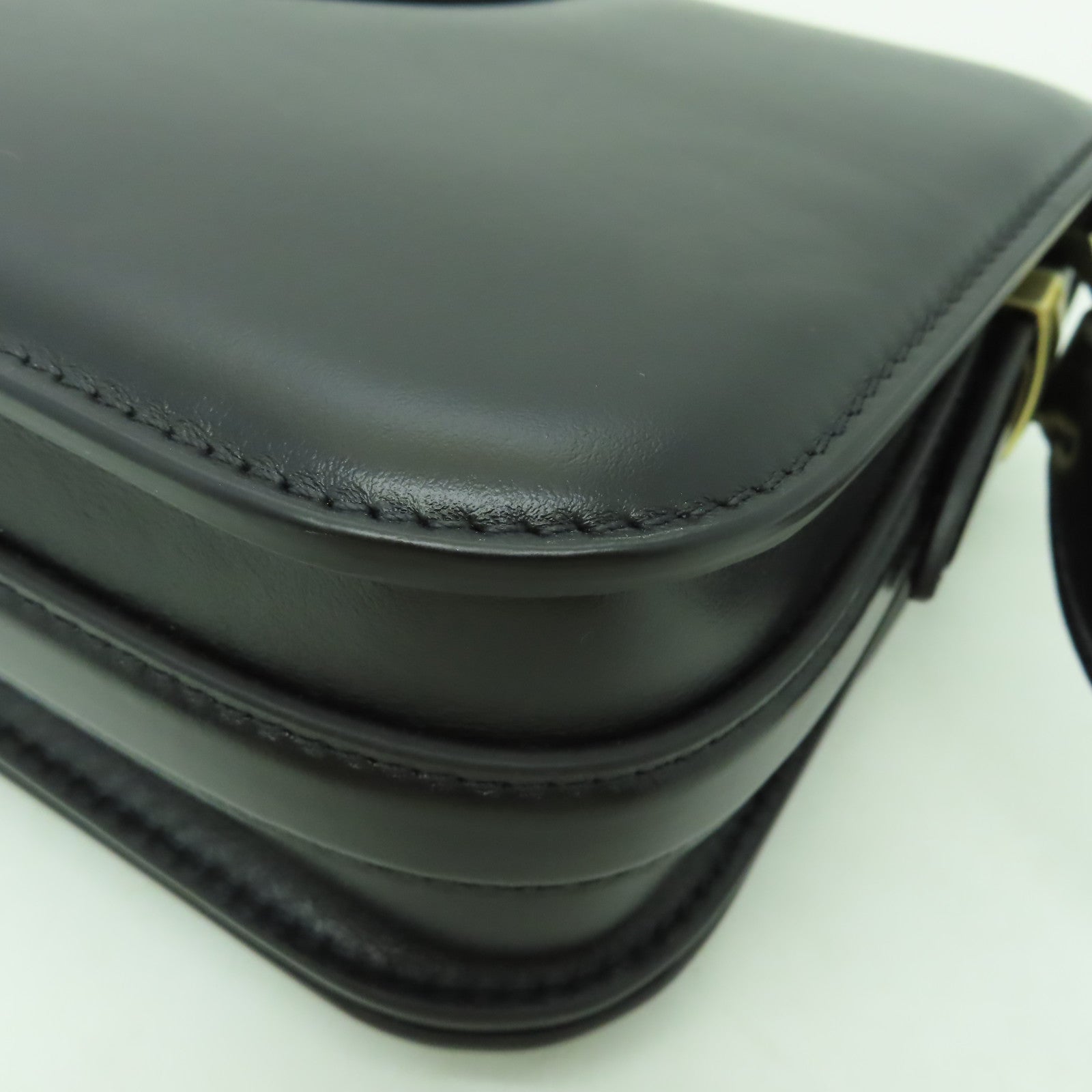 LOUIS VUITTON 牛皮皮革Pont 9金扣肩背袋黒色