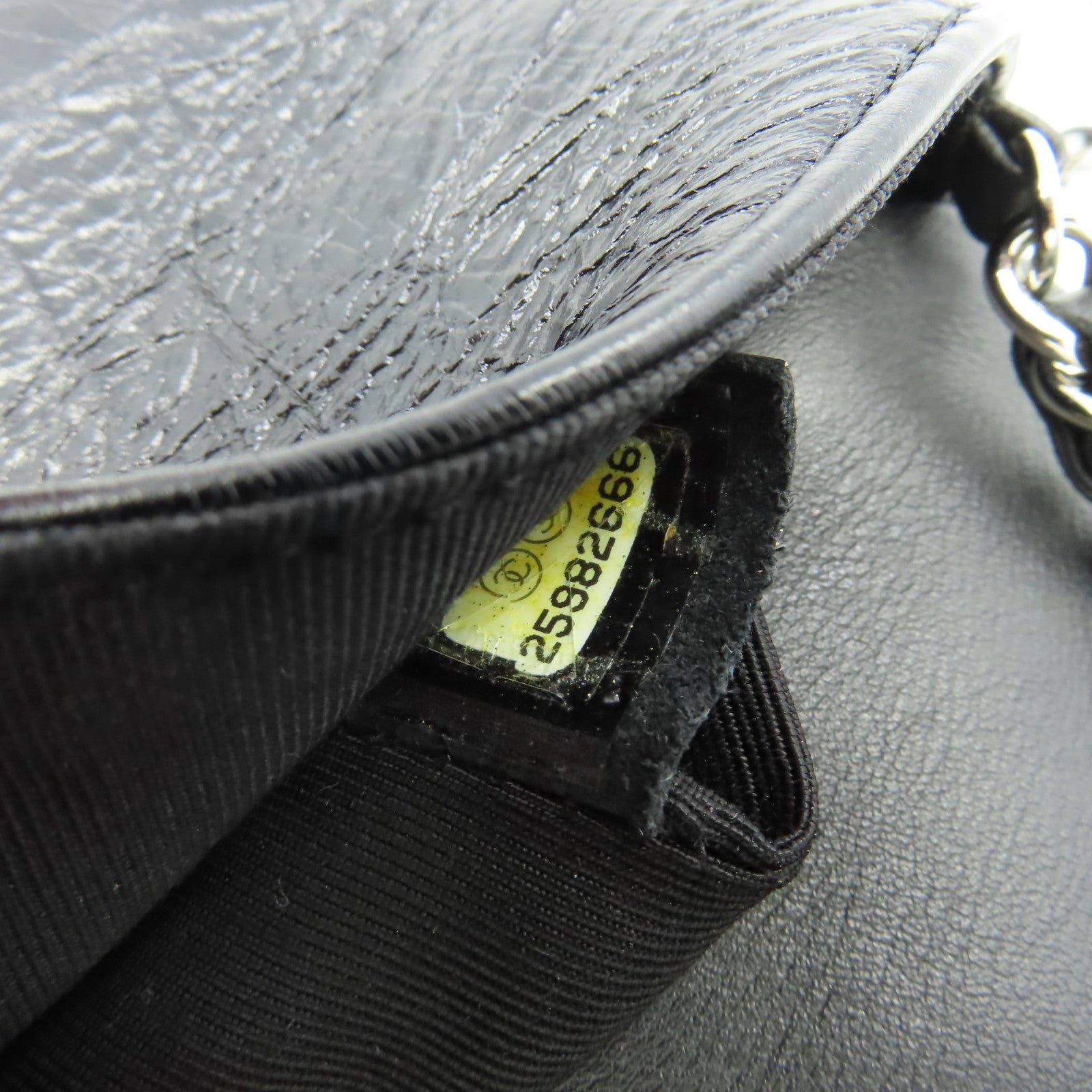 CHANEL 菱格牛皮皮革Chain Shoulder Bag銀扣鏈帶肩背袋黑色