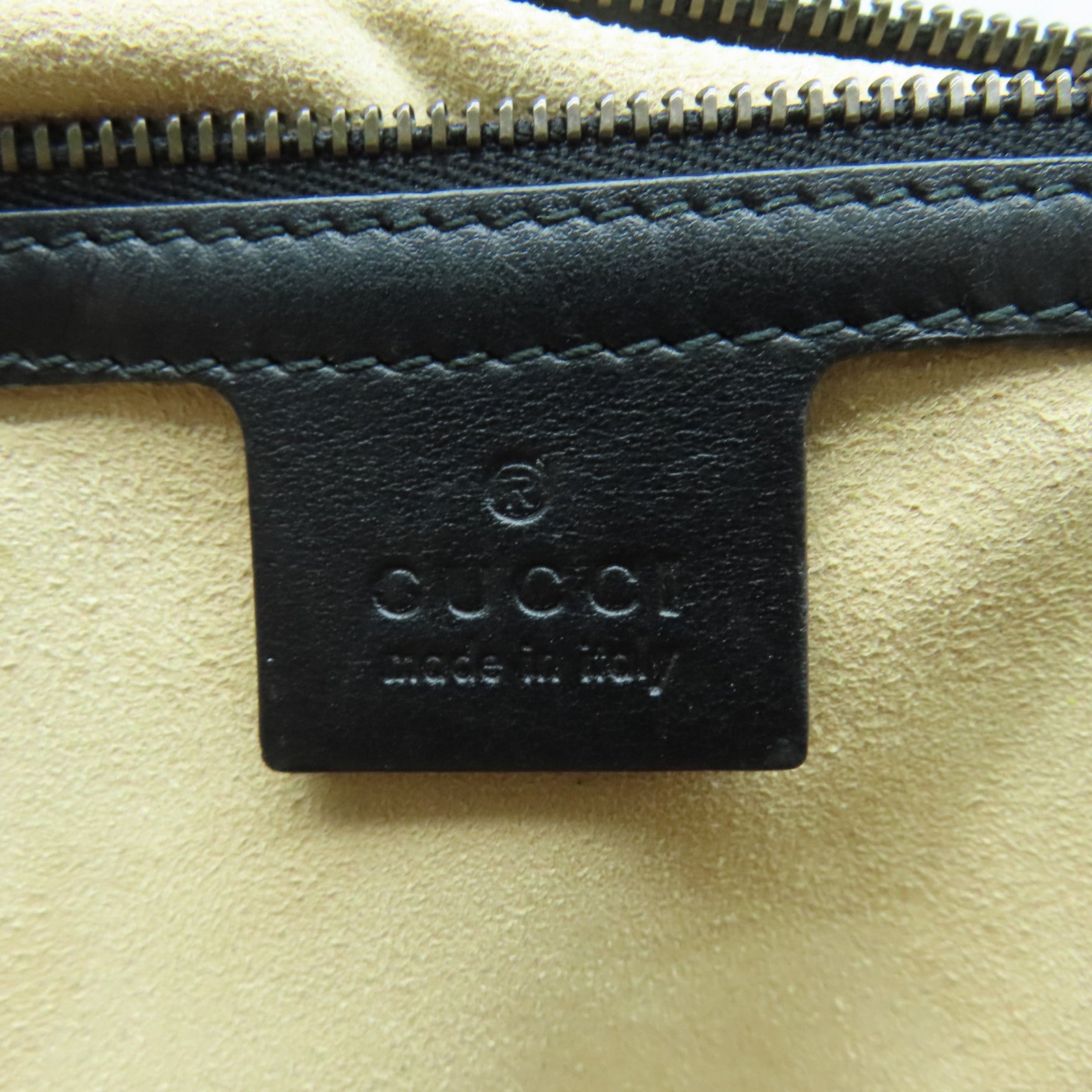 GUCCI 斜紋牛皮皮革GG Marmont金扣鏈帶肩背袋黑色