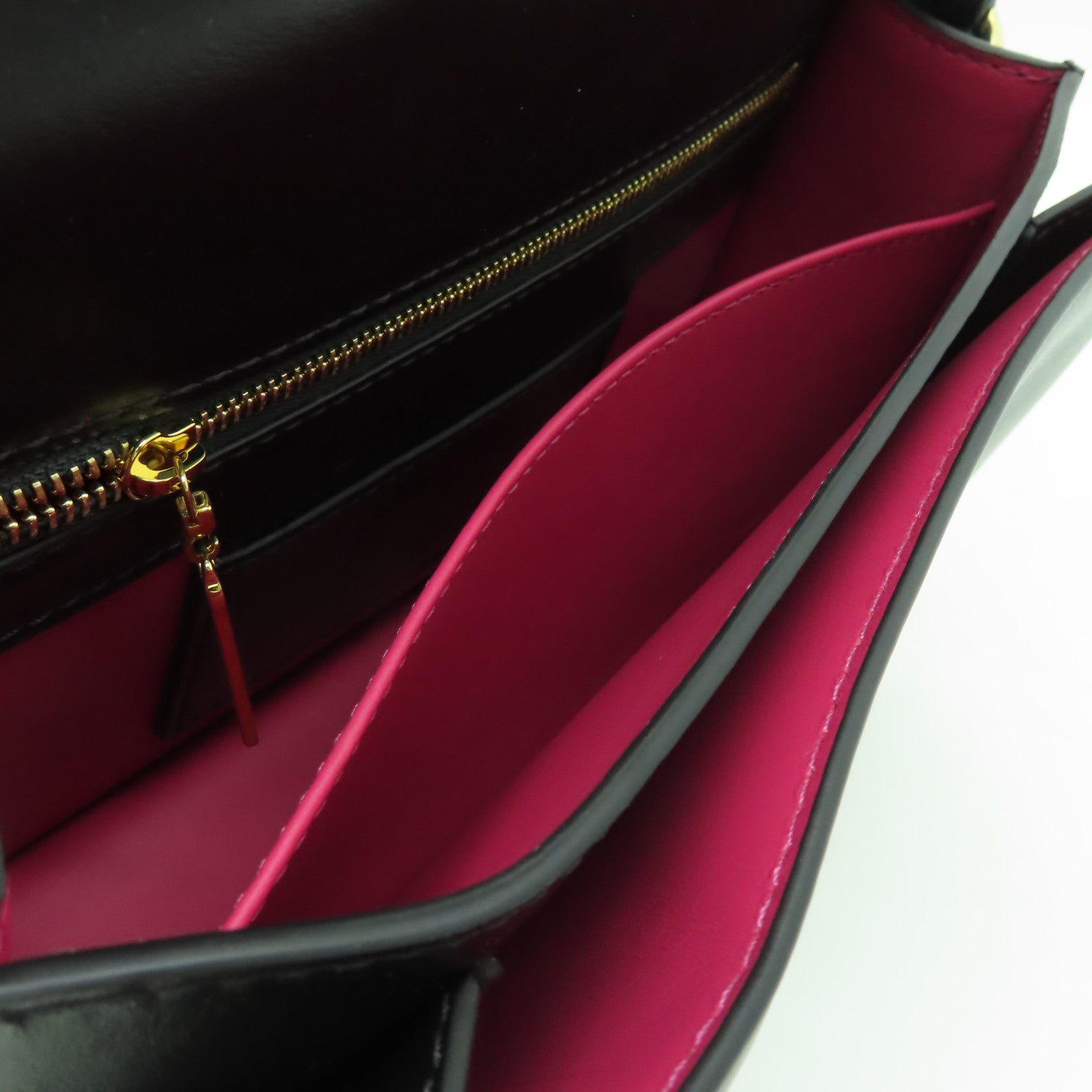 LOUIS VUITTON 牛皮皮革Pont 9金扣肩背袋黒色