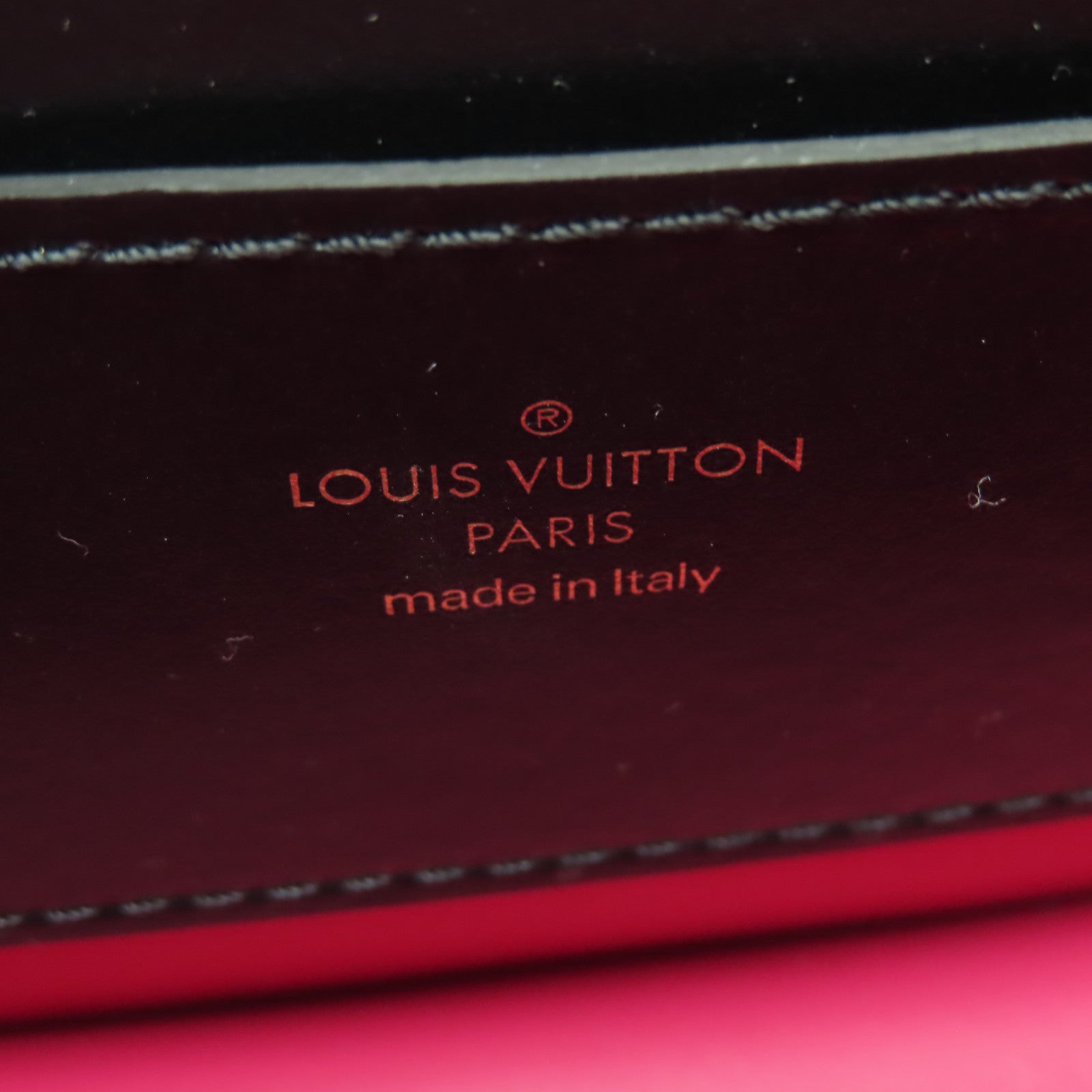 LOUIS VUITTON 牛皮皮革Pont 9金扣肩背袋黒色