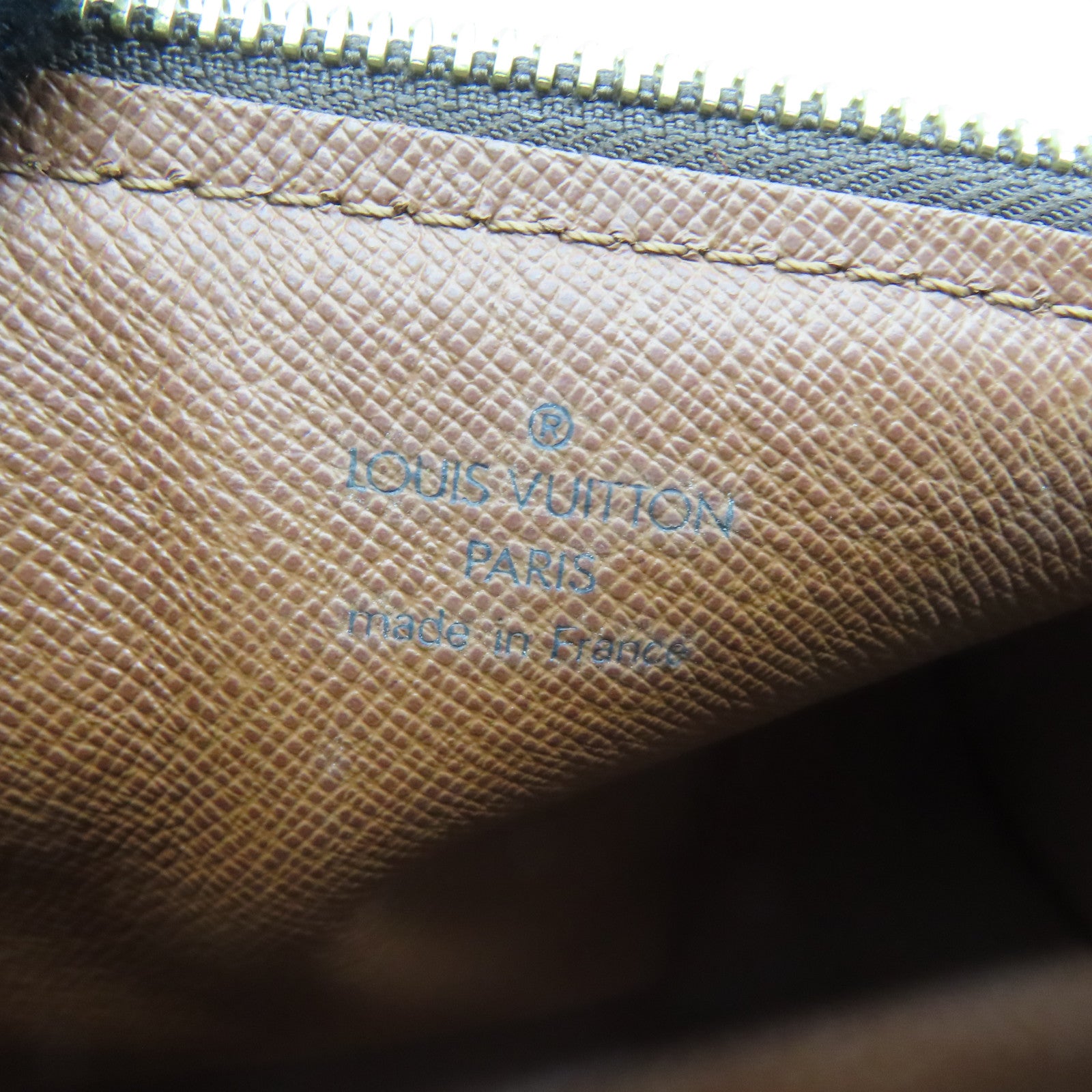 LOUIS VUITTON Monogram Papillon 26金扣手挽袋啡色