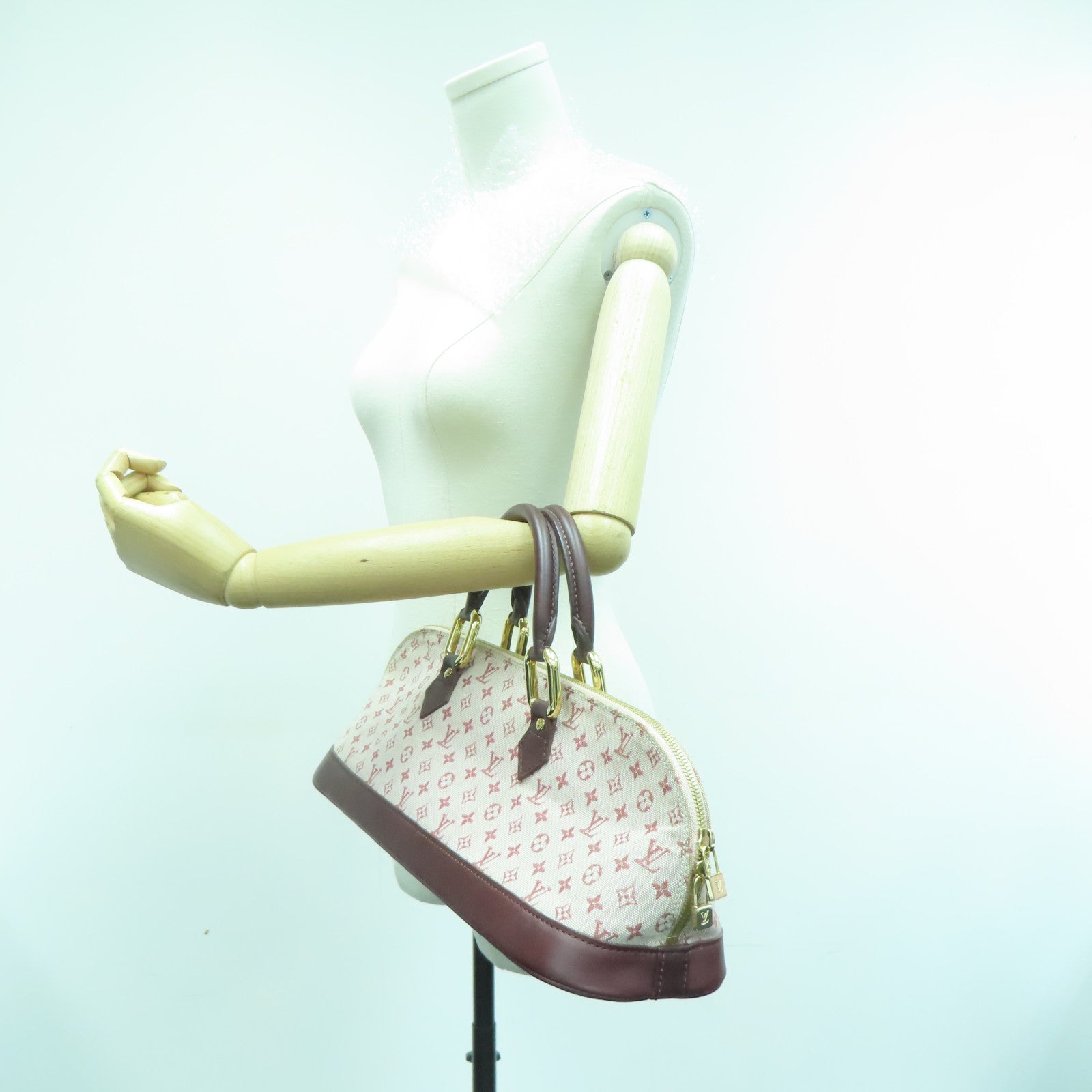 LOUIS VUITTON Monogram Mini Almaron金扣手挽袋樱桃色