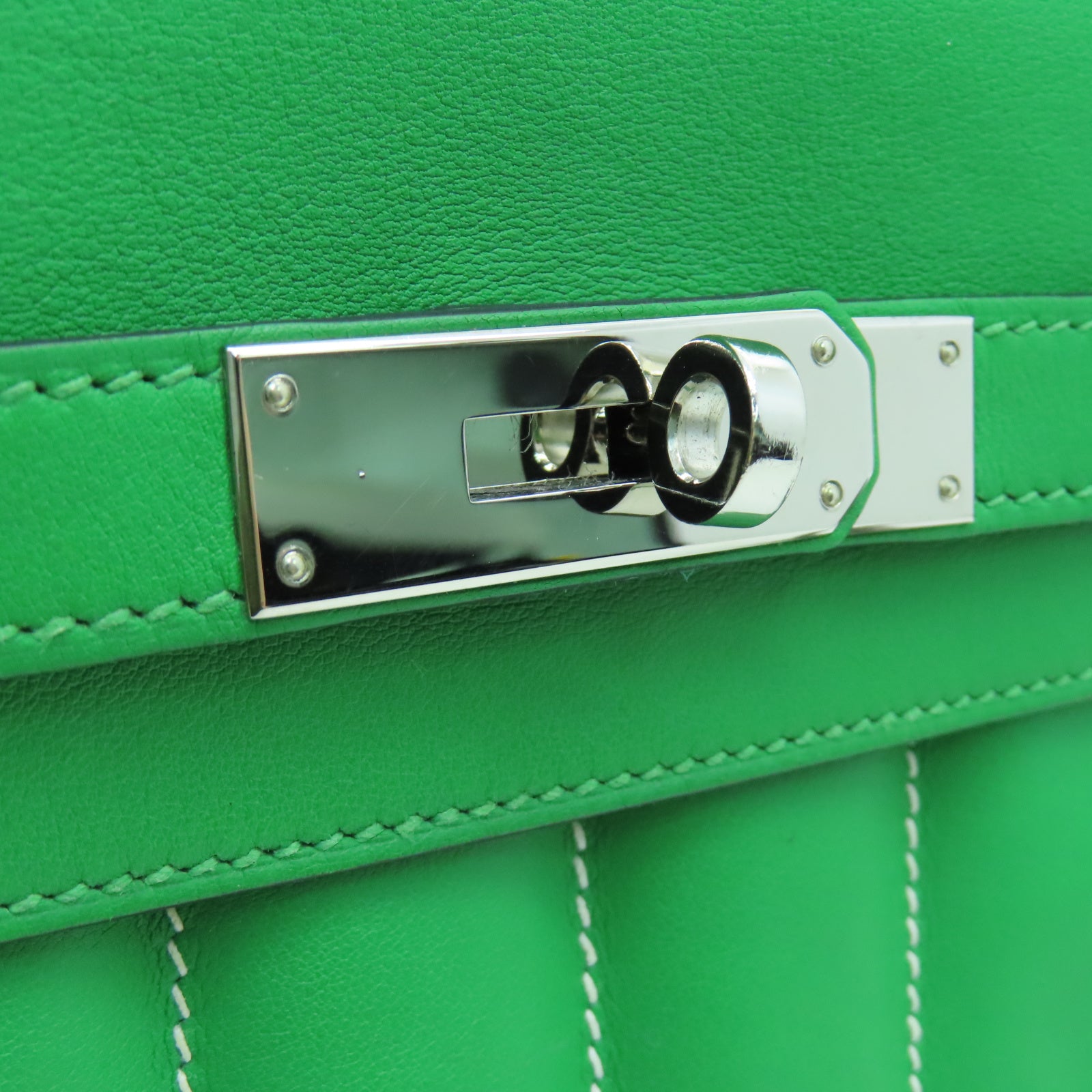 HERMES Veau Swift皮革Mini Berlin銀扣肩背袋竹子綠色