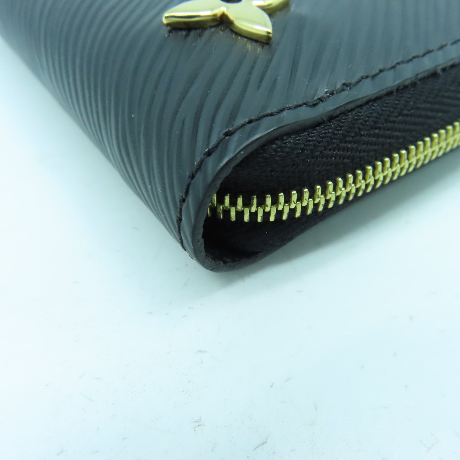 LOUIS VUITTON Epi Zippy Coin Purse金扣零錢包黑色