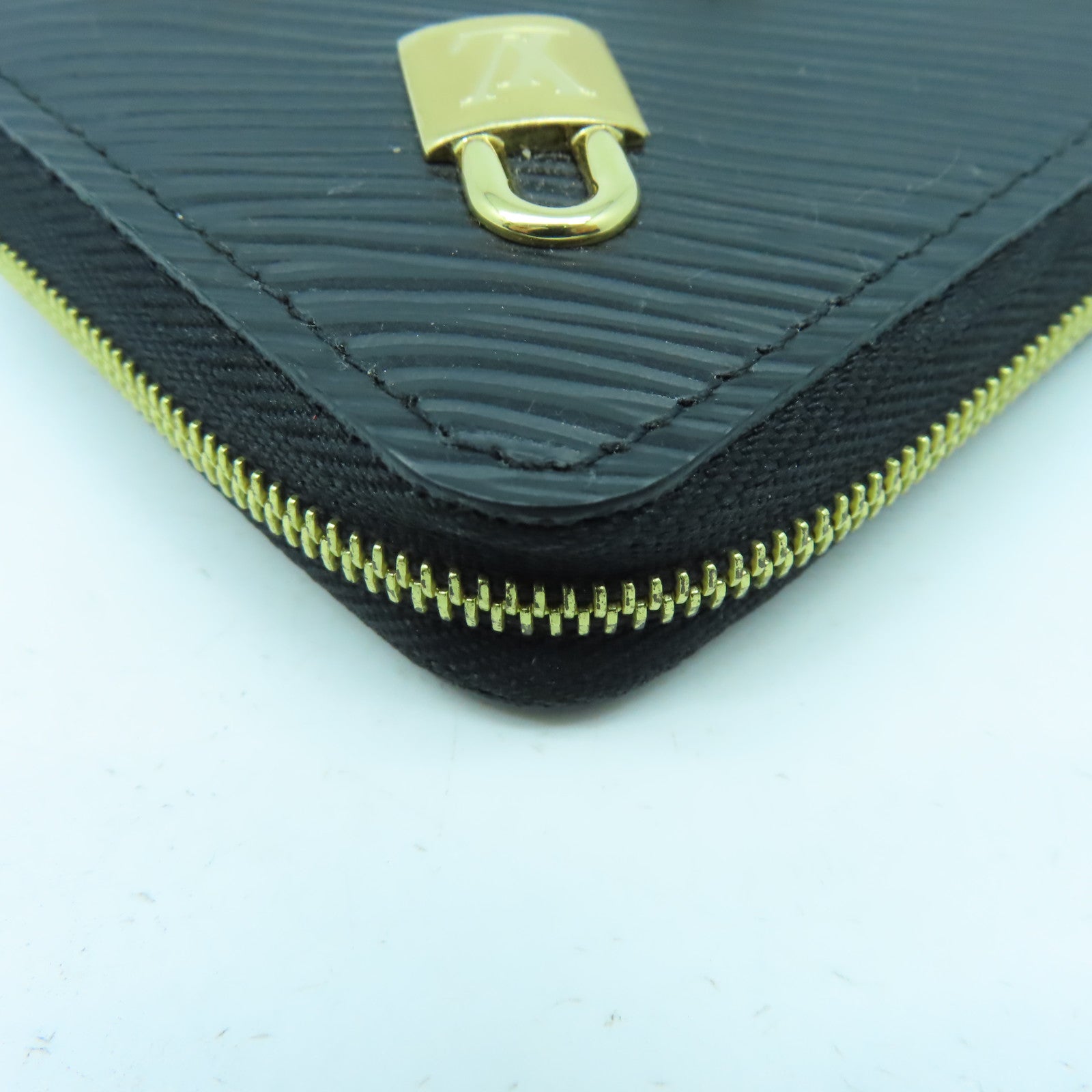 LOUIS VUITTON Epi Zippy Coin Purse金扣零錢包黑色