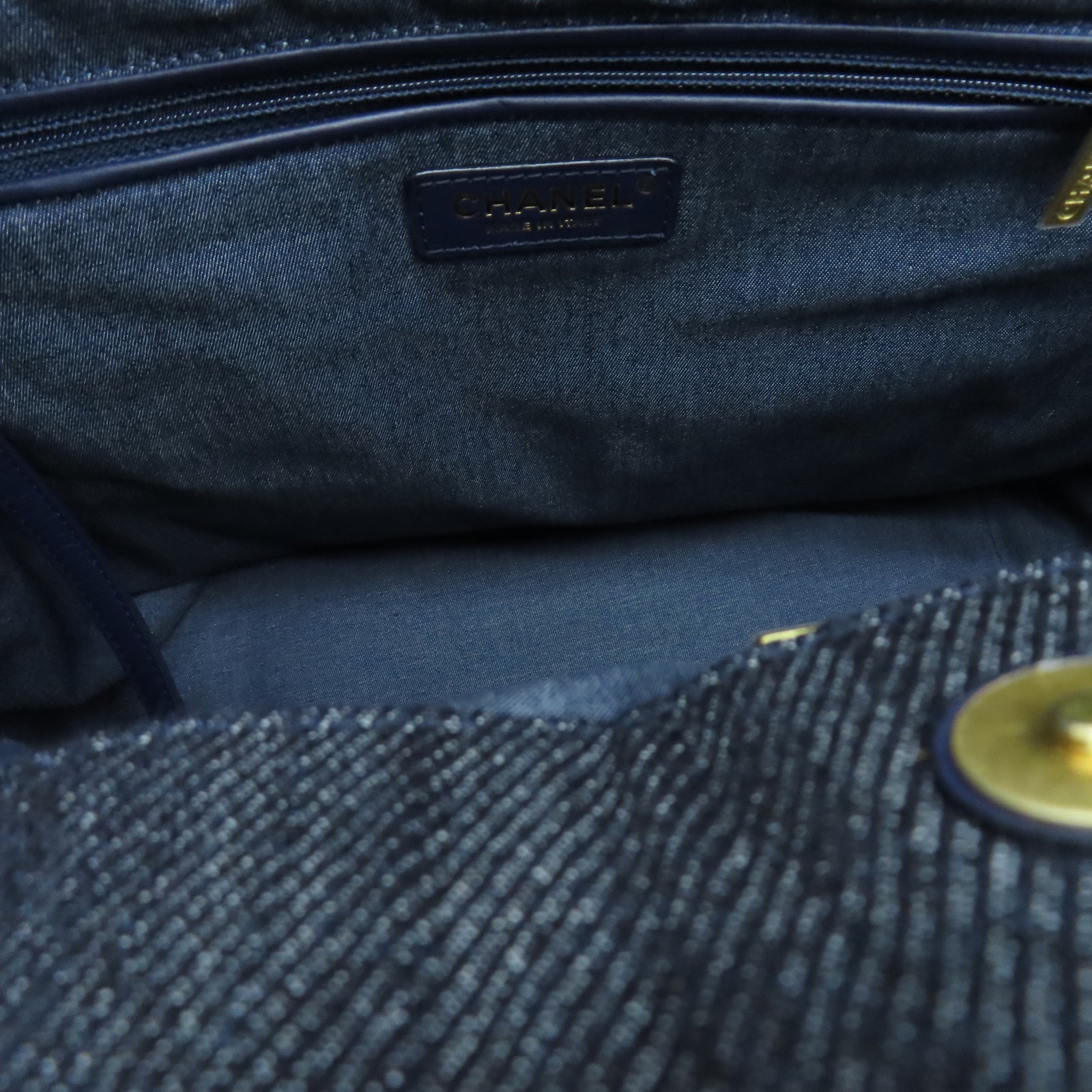 CHANEL Denim Chain Shoulder金扣鏈帶肩背藍色
