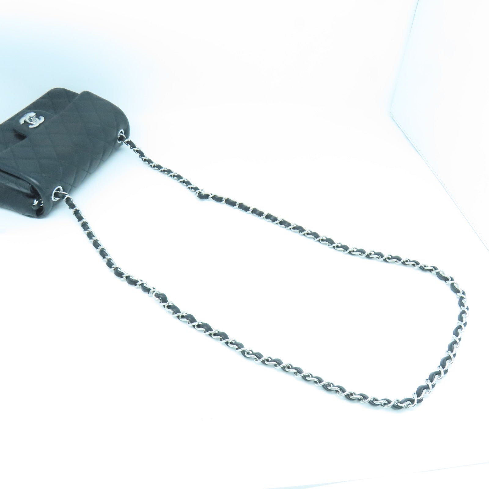 CHANEL 菱格羊皮皮革Chain Shoulder銀扣鏈帶肩背袋黑色