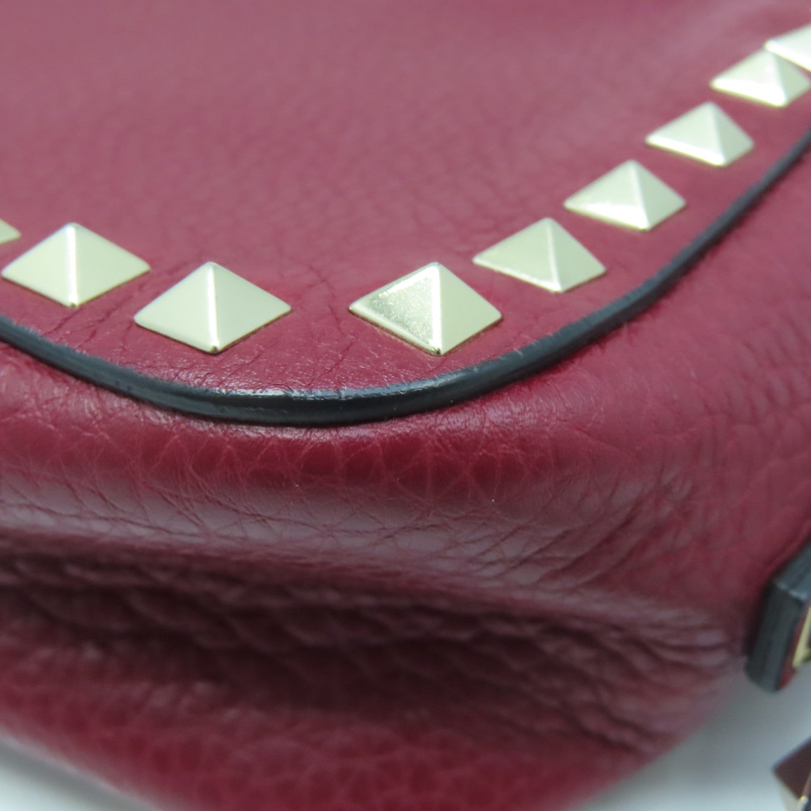 Valentino 牛皮皮革Shoulder Bag金扣肩背袋紅色