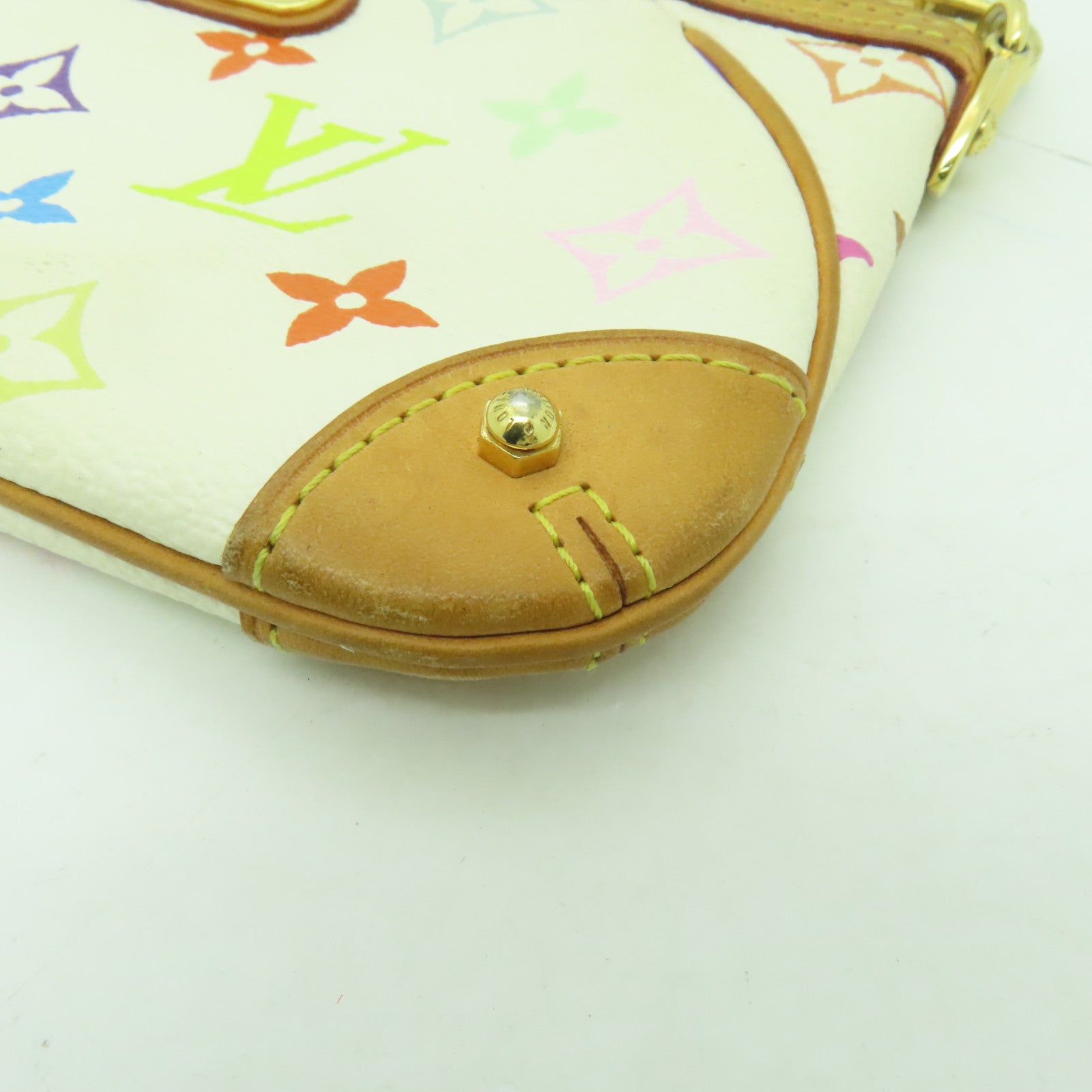 LOUIS VUITTON Monogram Multicolore Pochette Milla MM金扣鏈帶肩背袋白色/多色