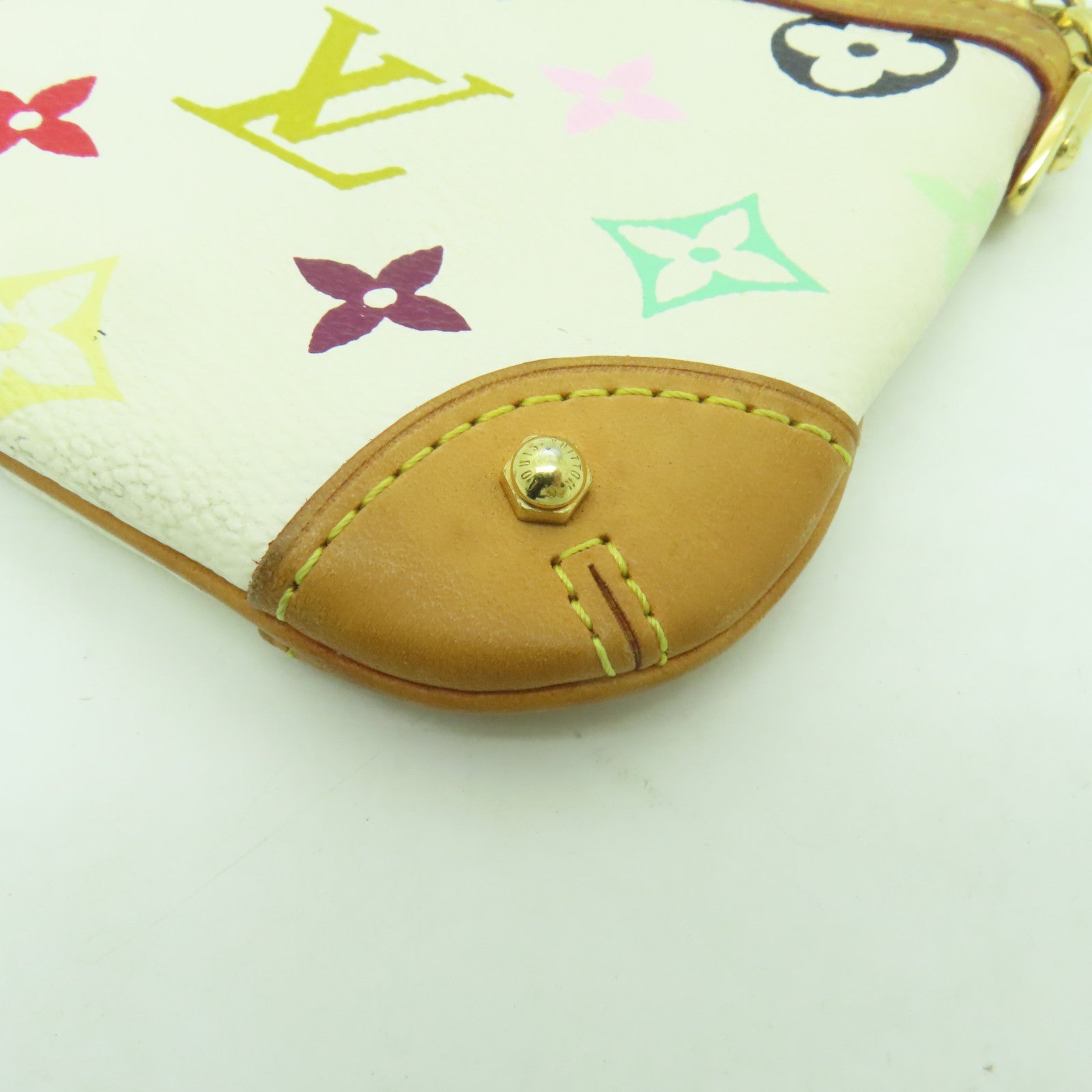 LOUIS VUITTON Monogram Multicolore Pochette Milla MM金扣鏈帶肩背袋白色/多色
