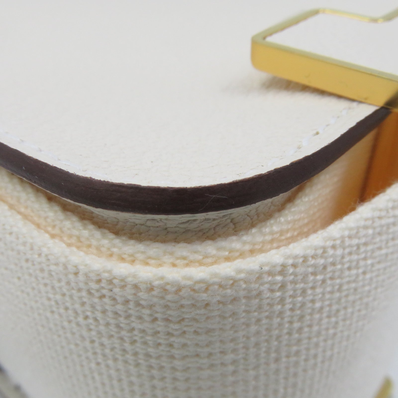 HERMES 【激減優惠】Chevre皮革Geta Shoulder Bag金扣肩背袋Nata米白色