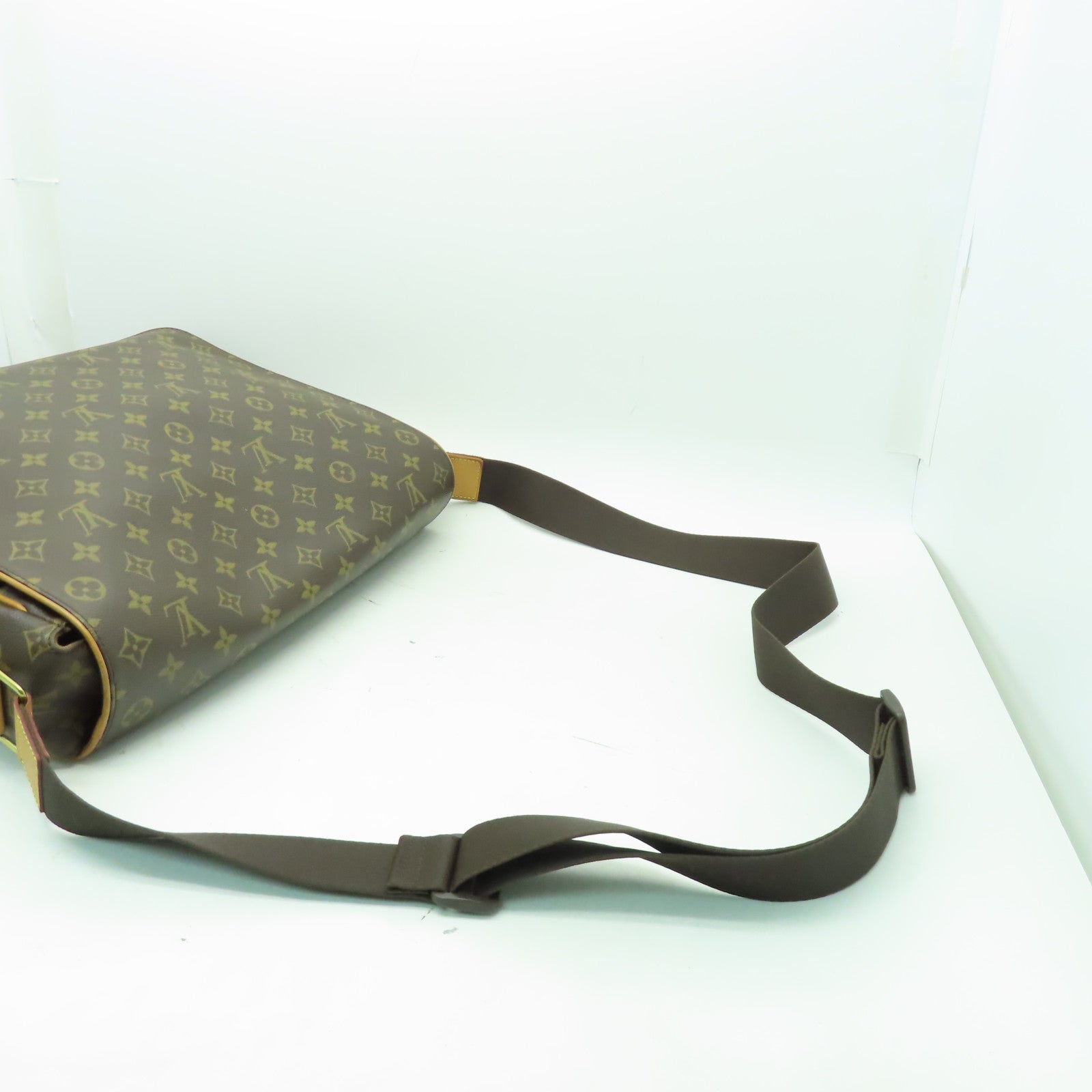 LOUIS VUITTON Monogram Abbeses金扣肩背袋棕色