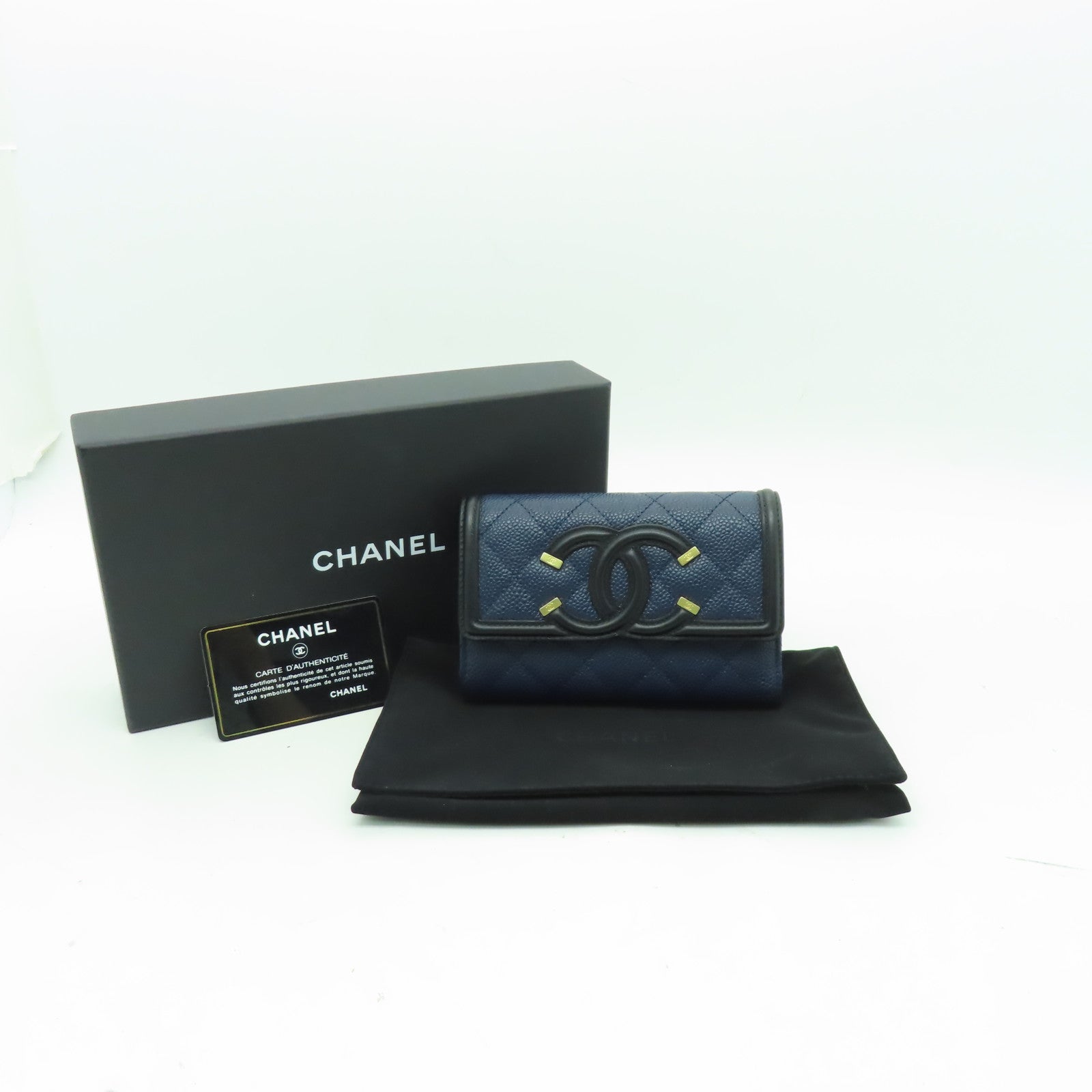 CHANEL 菱格Caviar皮革Wallet金扣錢包深藍色