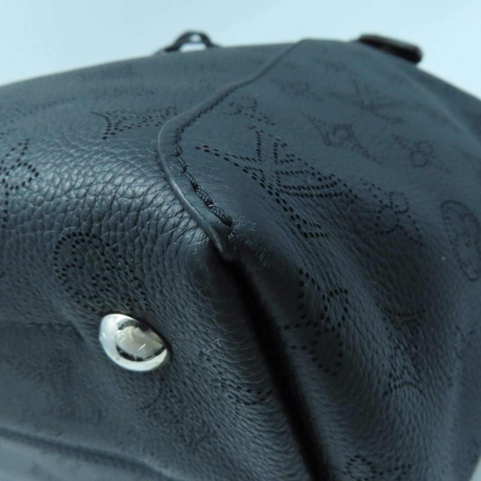 LOUIS VUITTON Mahina Hina MM Silver Buckle Handle Bag Black