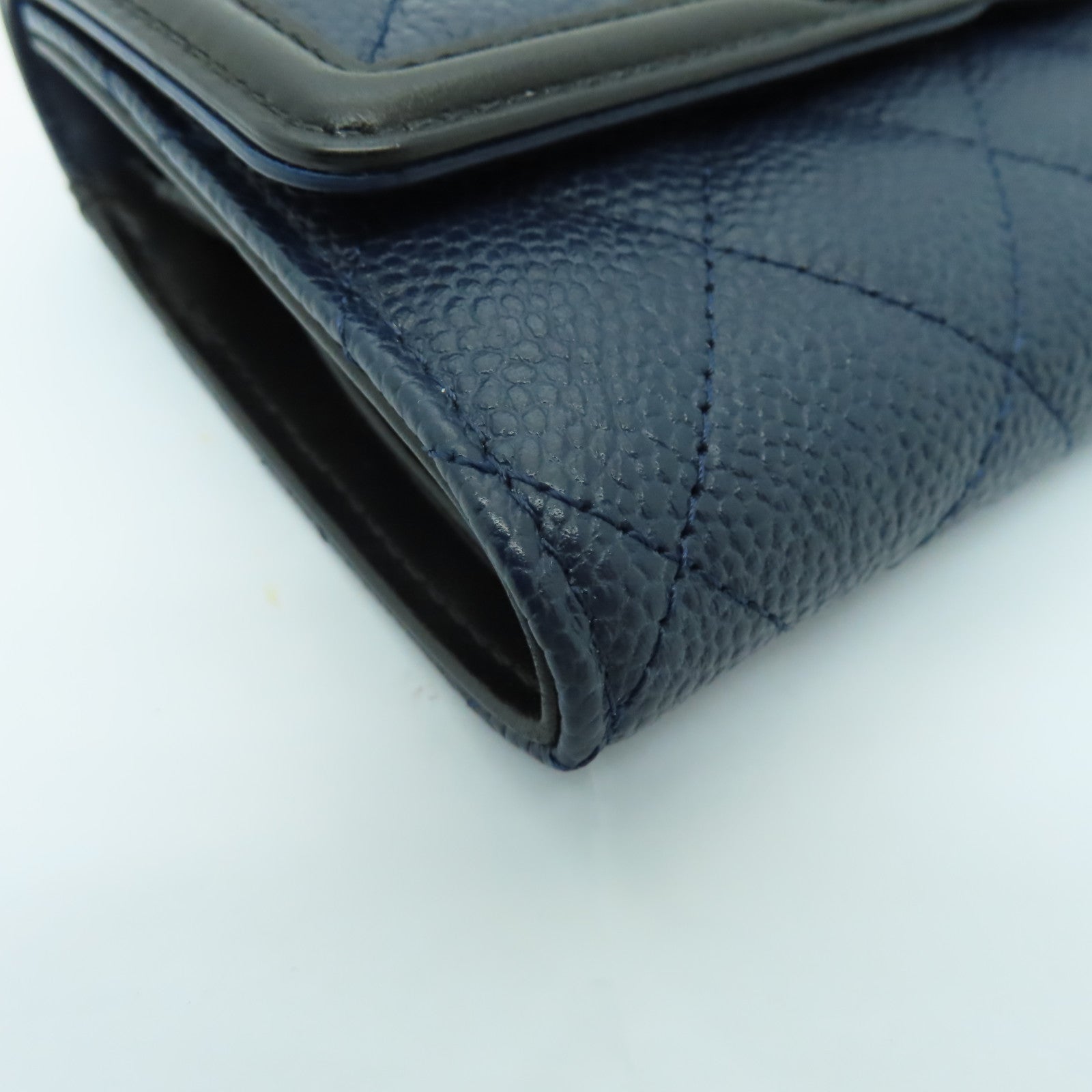 CHANEL 菱格Caviar皮革Wallet金扣錢包深藍色