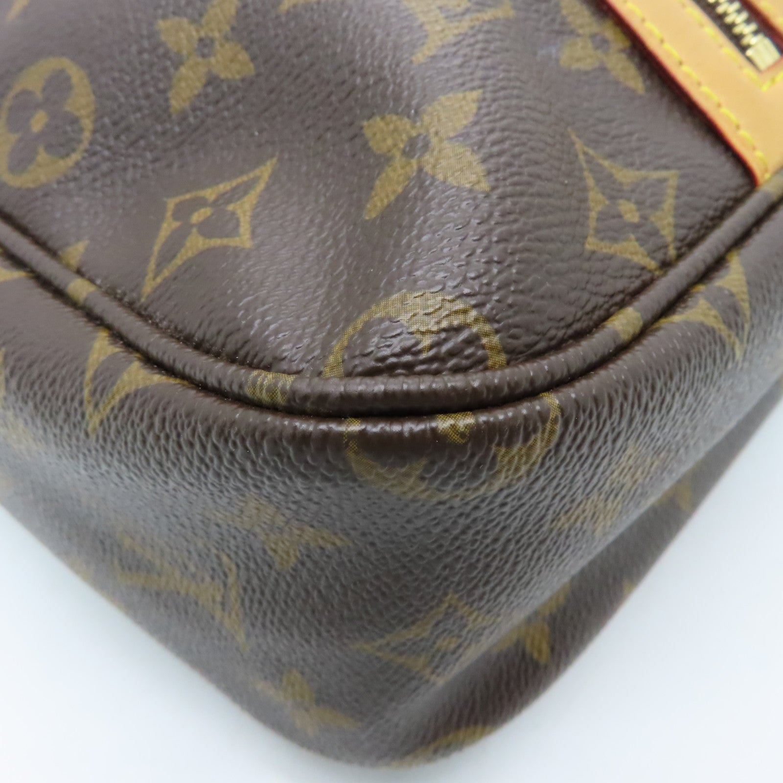 LOUIS VUITTON Monogram Sac Bosphore Gold Buckle Handle Shoulder Bag Brown