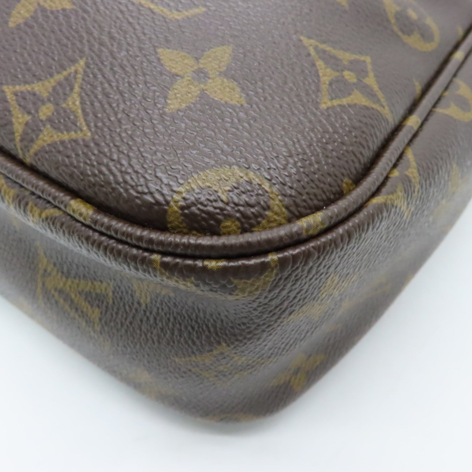 LOUIS VUITTON Monogram Sac Bosphore Gold Buckle Handle Shoulder Bag Brown