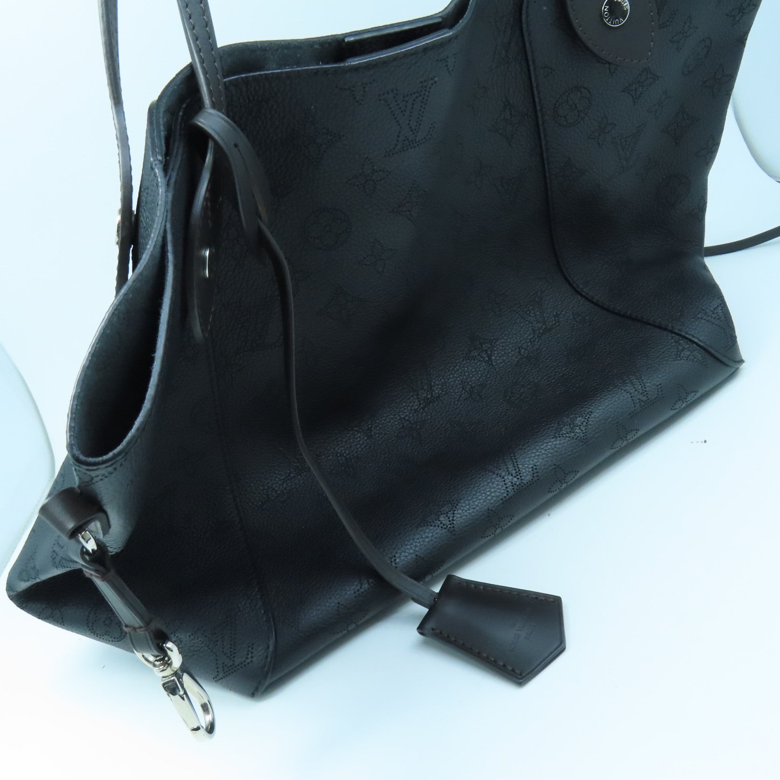 LOUIS VUITTON Mahina Hina MM Silver Buckle Handle Bag Black