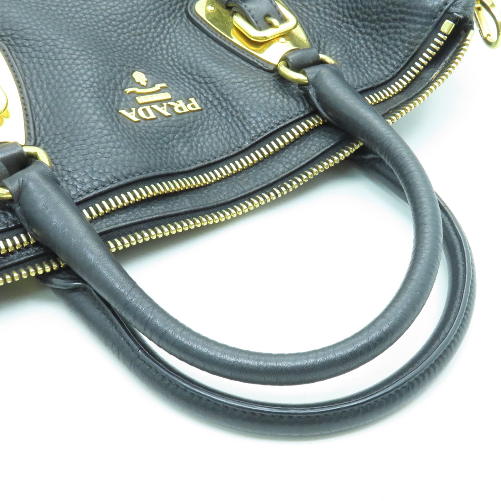 PRADA 牛皮皮革Shoulder Bag金扣肩背袋黑色
