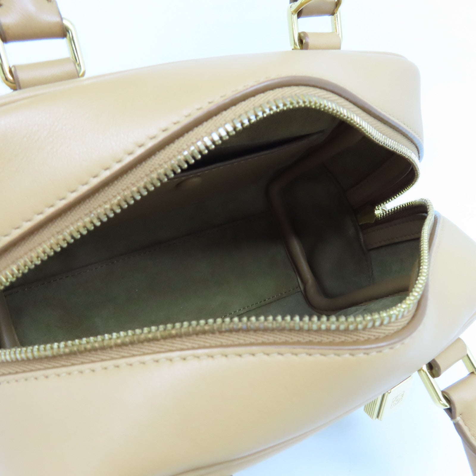LOEWE 【激減優惠】牛皮皮革Amazona金扣手挽肩背兩用袋杏色