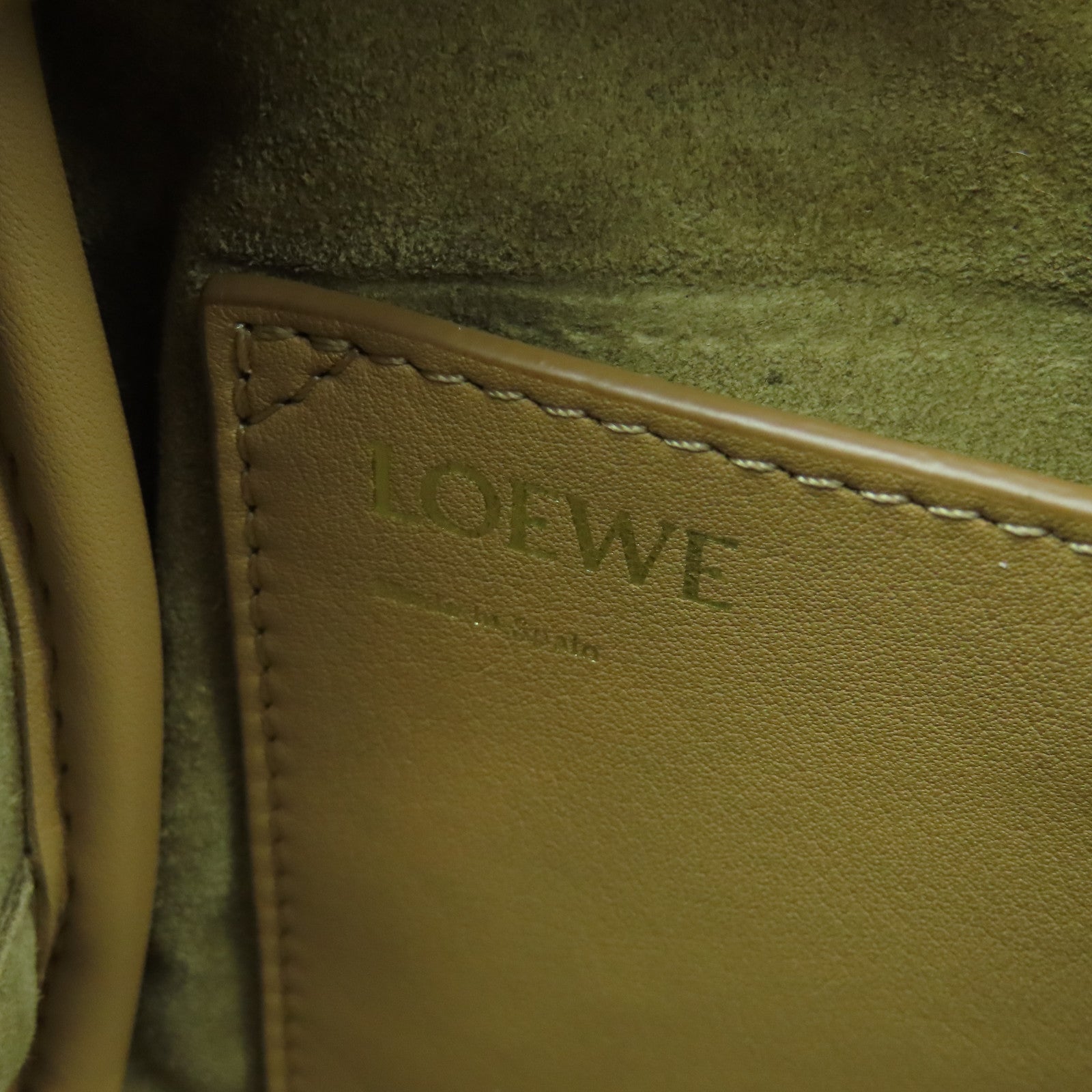 LOEWE 【激減優惠】牛皮皮革Amazona金扣手挽肩背兩用袋杏色