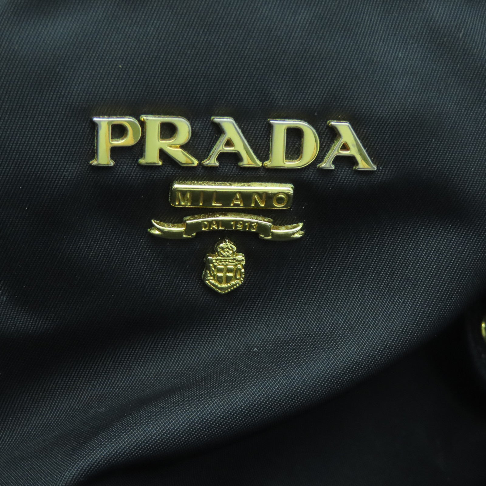 PRADA 尼龙Tote Bag金扣手挽肩背两用袋黑色