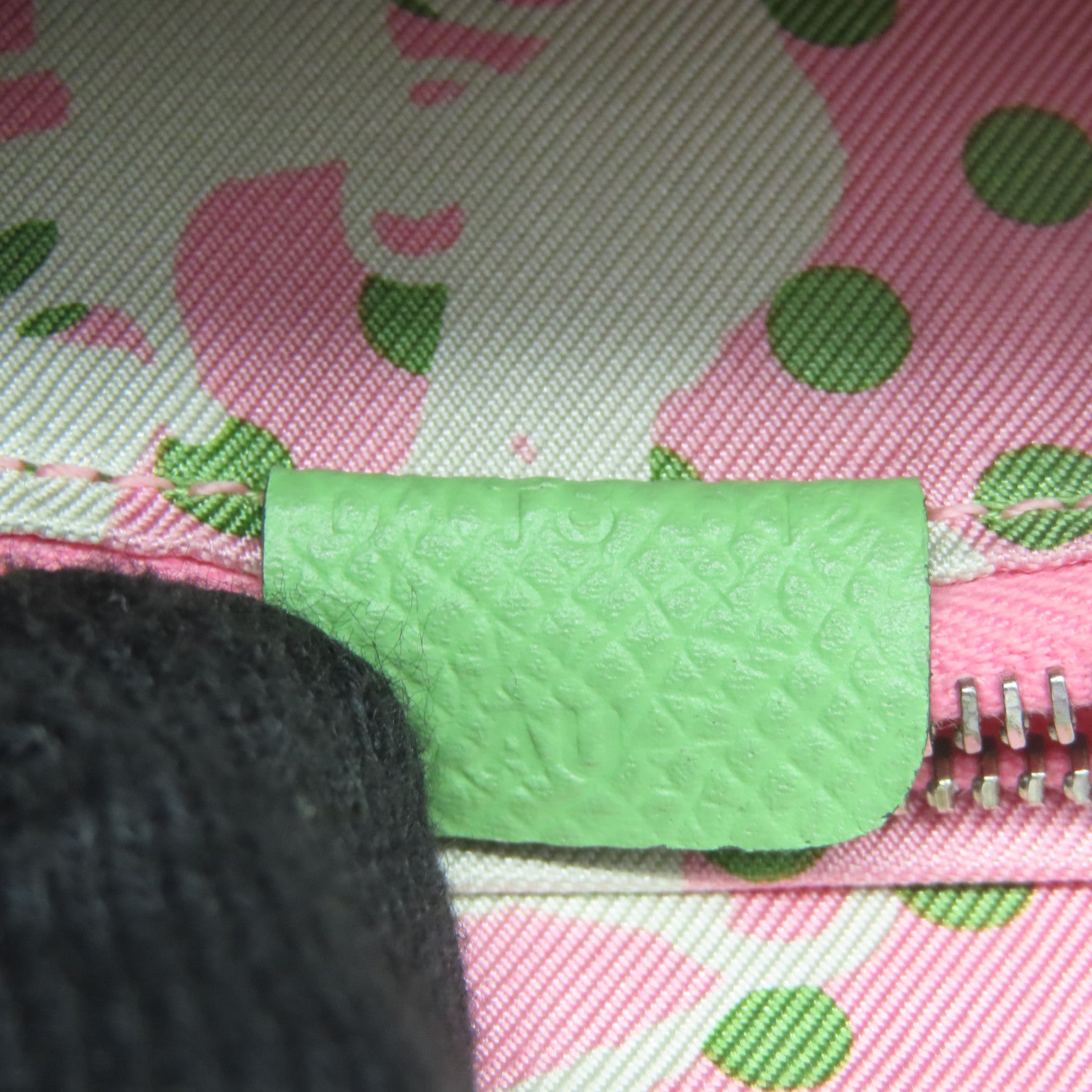 HERMES Epsom皮革Silk In Wallet銀扣錢包Vert Criquet蟋綠/牛油果/酪梨綠色